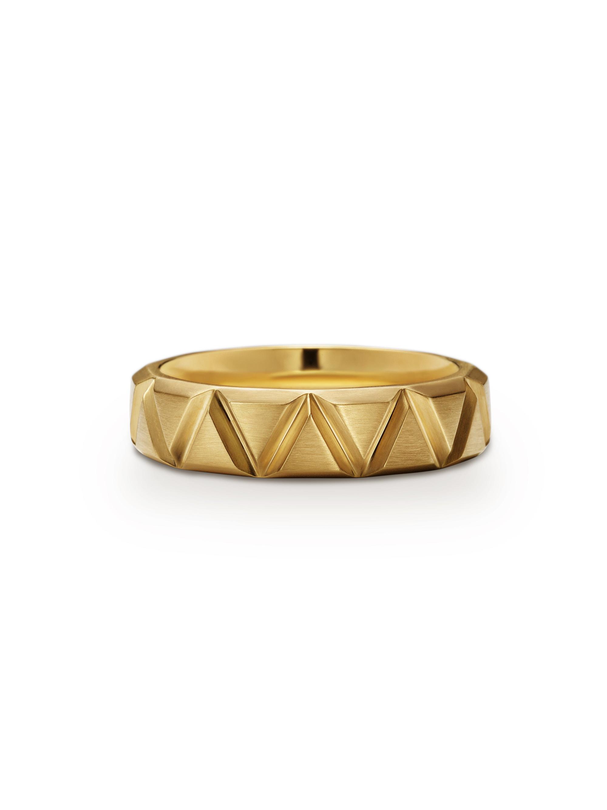 David Yurman Men's Faceted Triangle Band Ring in 1K Yellow Gold, 6MM - Gold