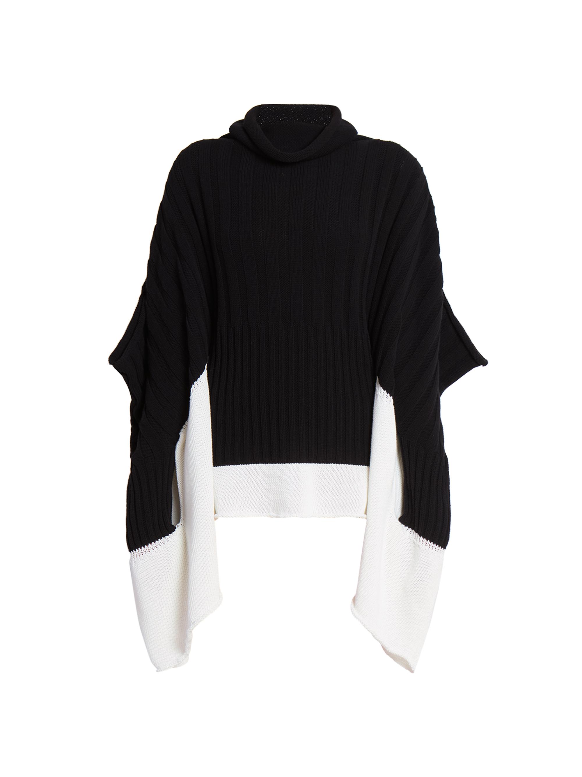 Issey Miyake Women's What Has Always Been Behind The Scenes Top - Black