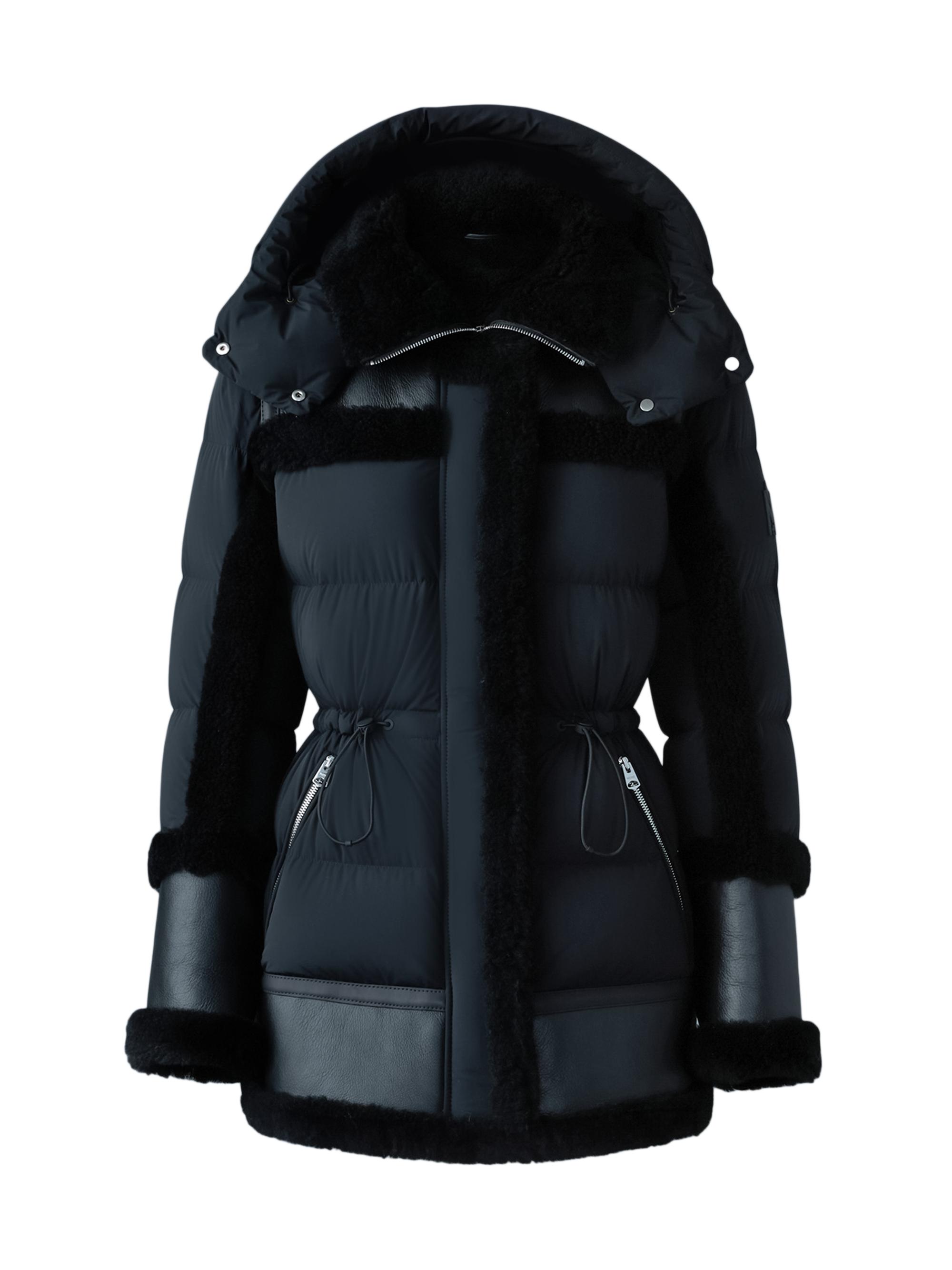 0400021505411_BLACKANDBLACK?