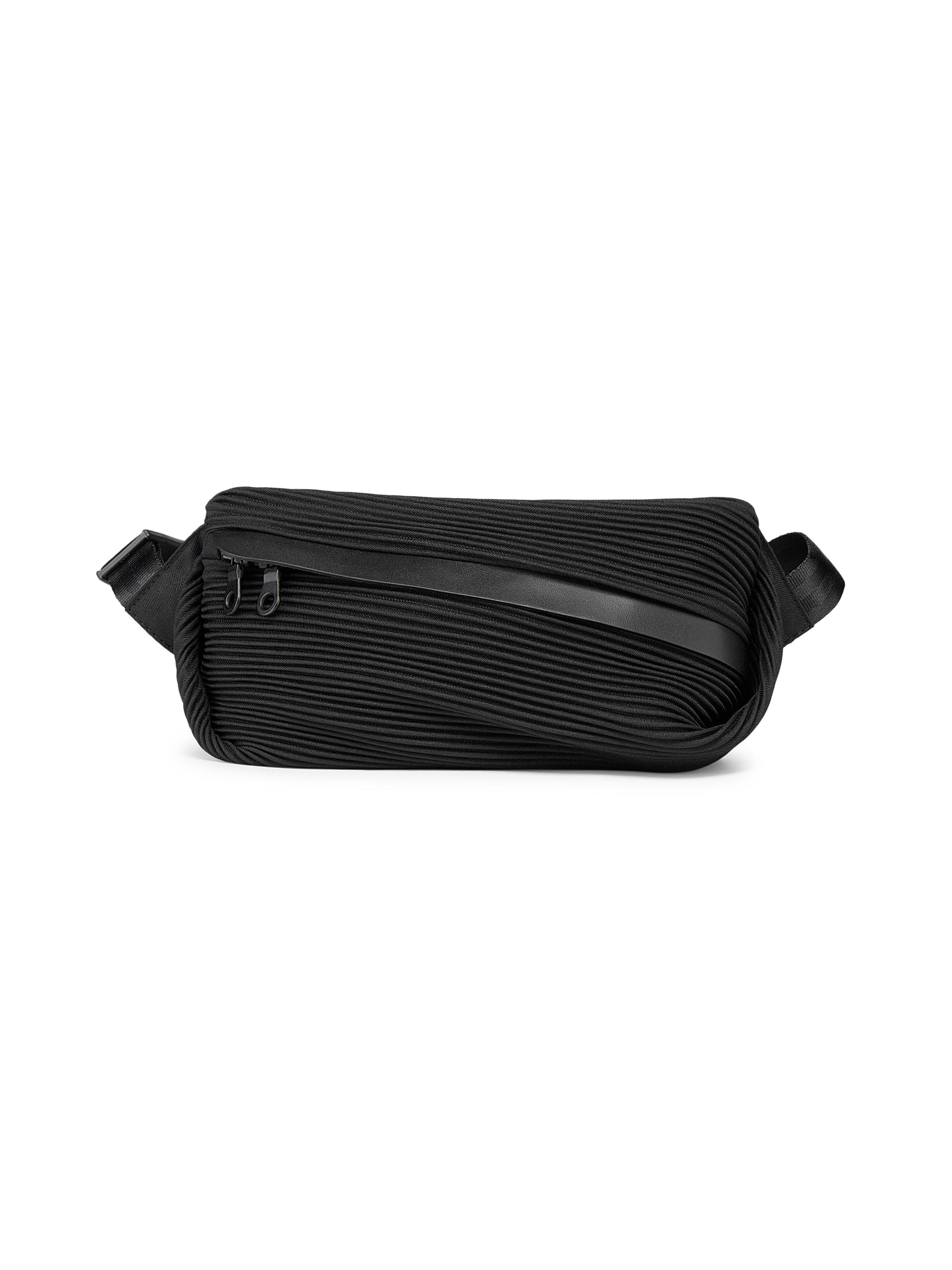 Pleats Please Issey Miyake Women's Interplanetary Bias Pleats Belt Bag - Black