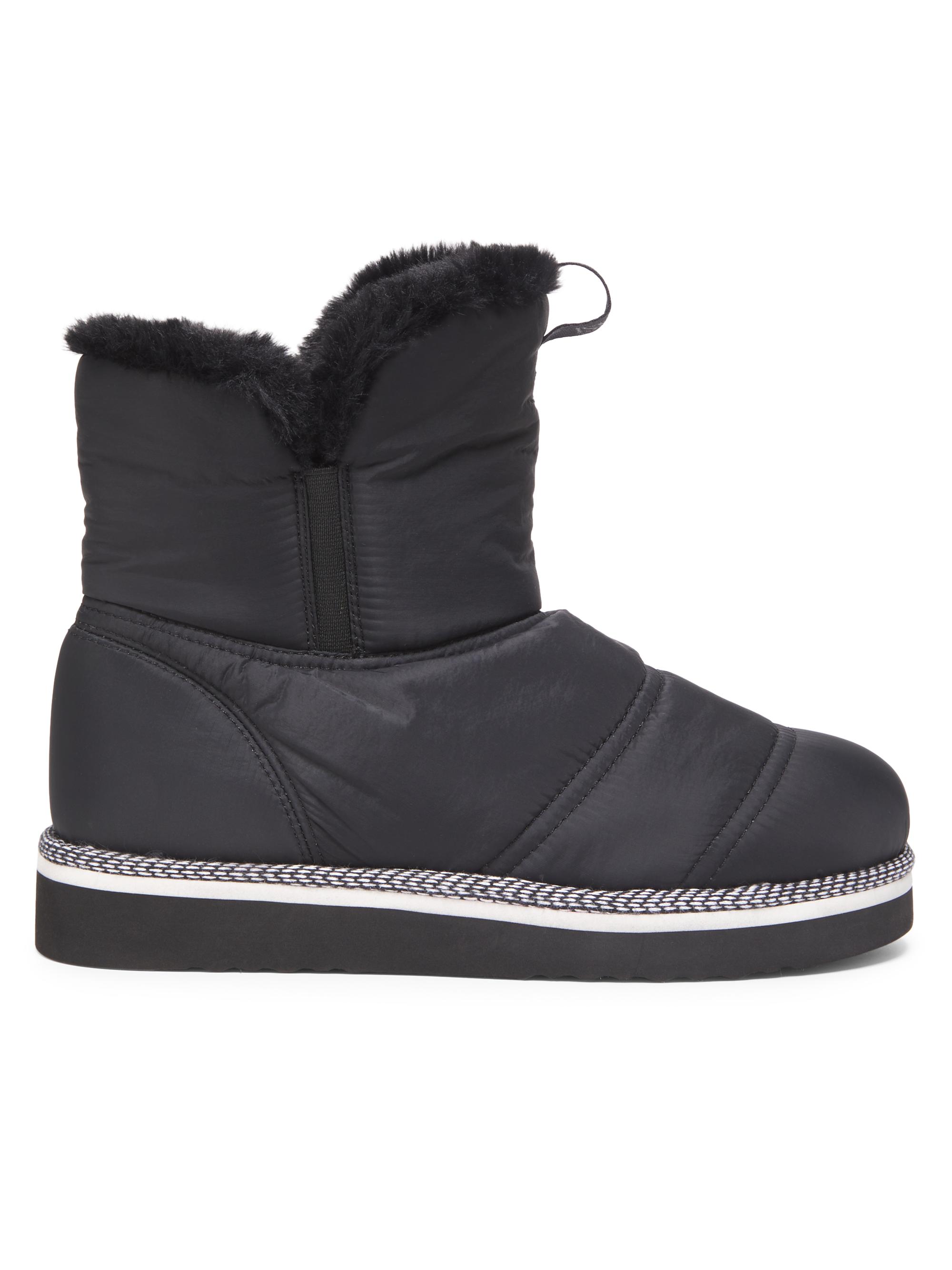 Odissì Women's Rose Quilted Booties - Black