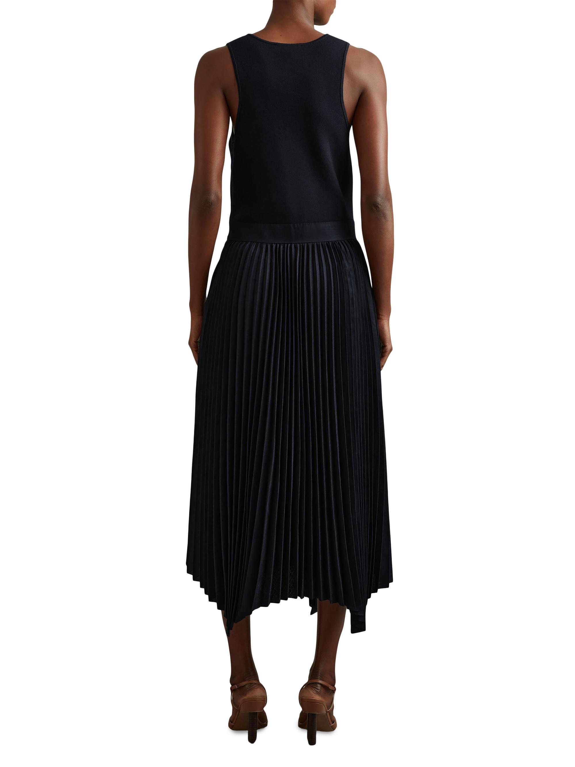 green emerald velvet dress Pleated Drop Waist Maxi Dress main image 1