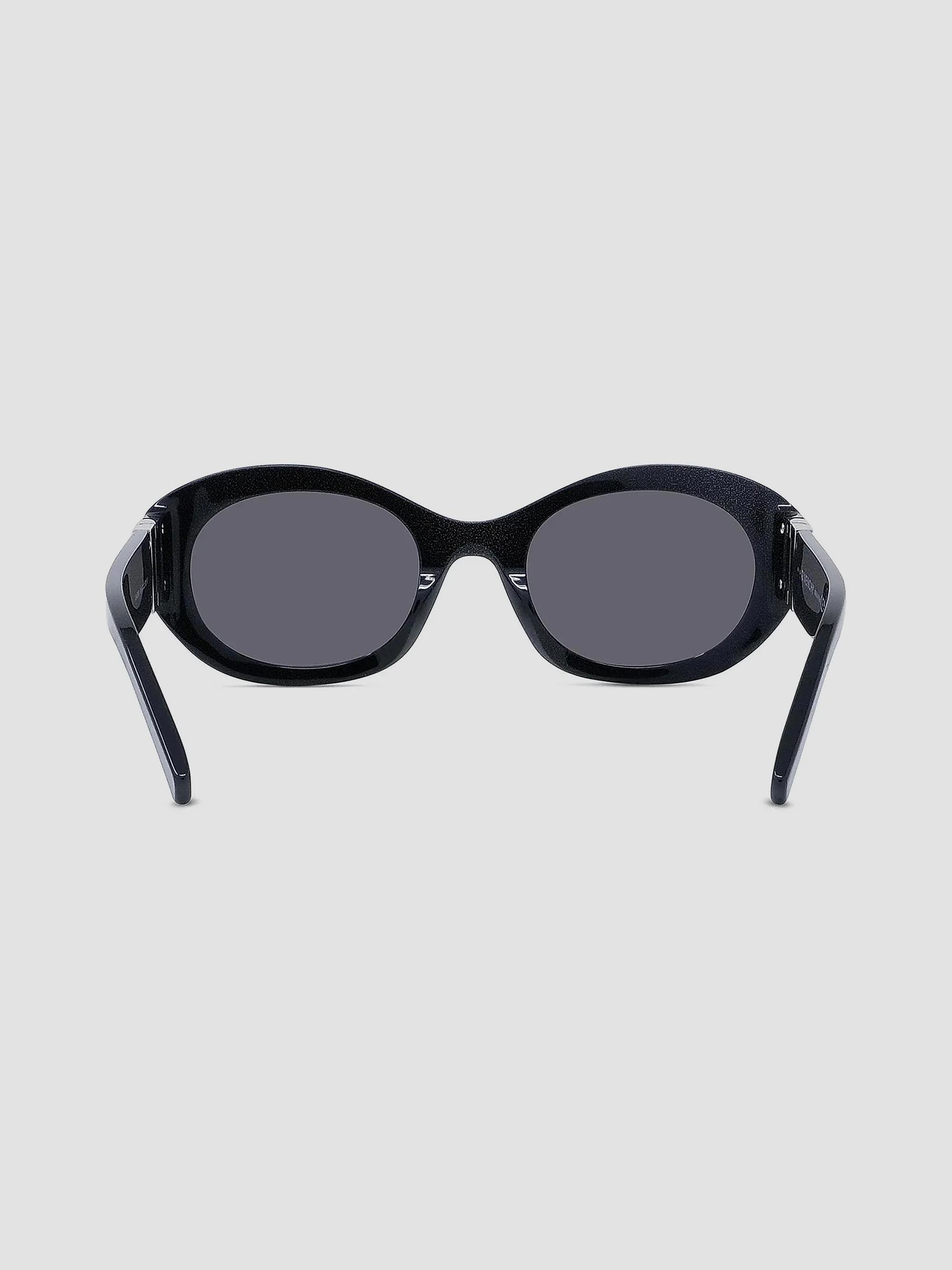 Givenchy Oversized Oval 4G Sunglasses Givenchy 4g Oval Sunglasses In Blue - 40% Off | Editorialist main image 4