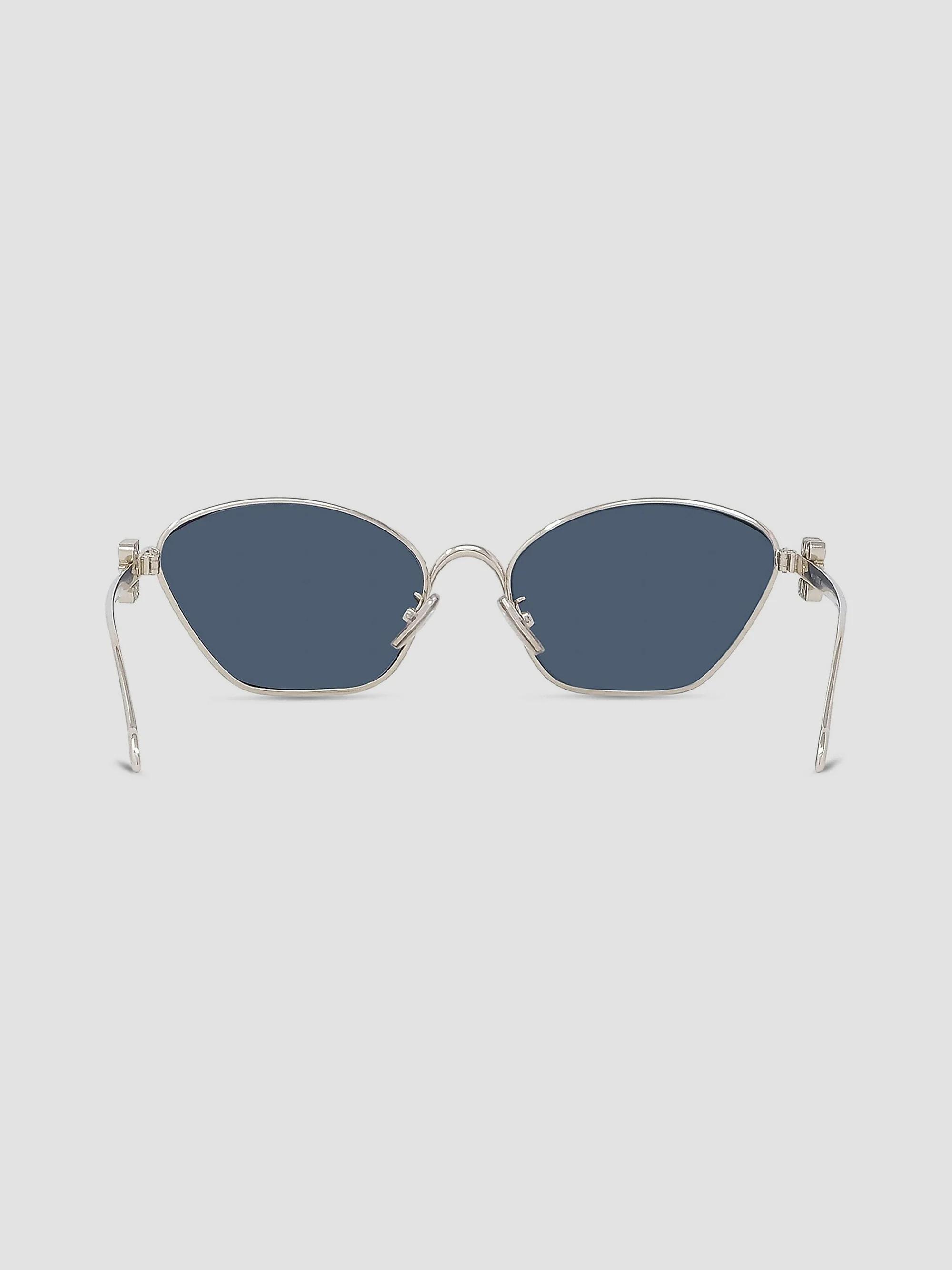 Futuristic Unisex Chunky Silver Cat-Eye Sunglasses with Gold Accents Best Cat Eye Sunglasses in 2025 main image 3