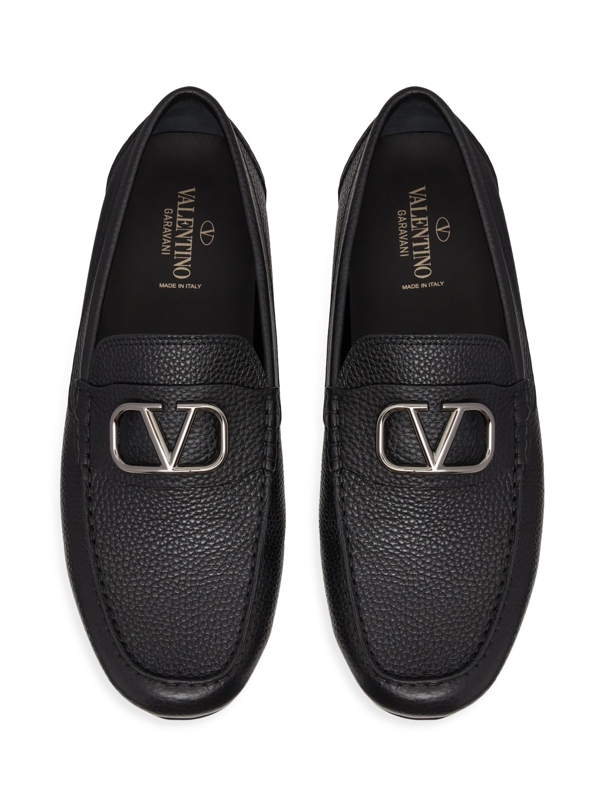 Valentino Garavani VLogo Signature Grainy Calfskin Driving Shoes