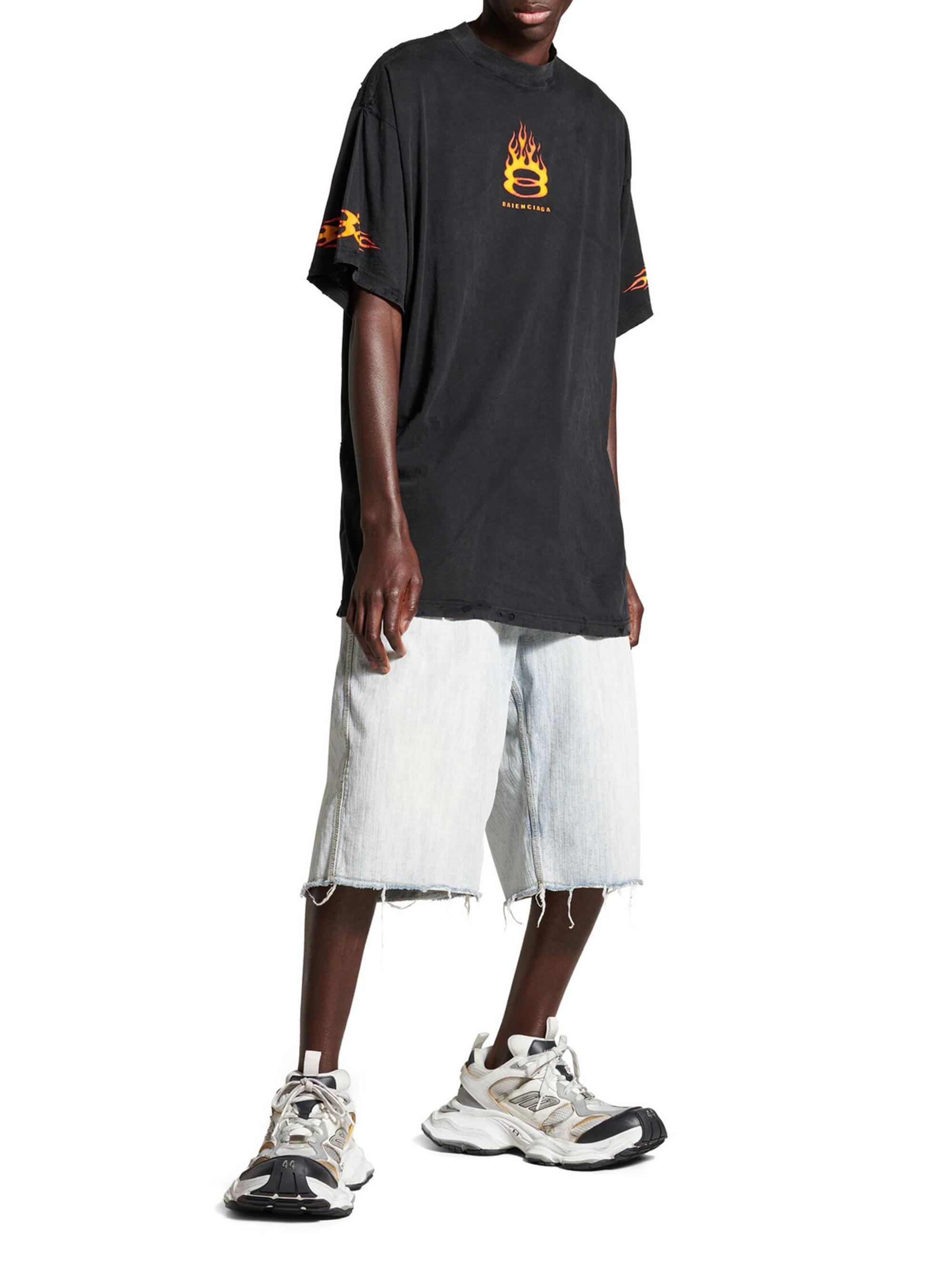 BALENCIAGA BURNING UNITY ロゴ Tシャツ　Lサイズ Balenciaga Black Burning Unity T-shirt Balenciaga