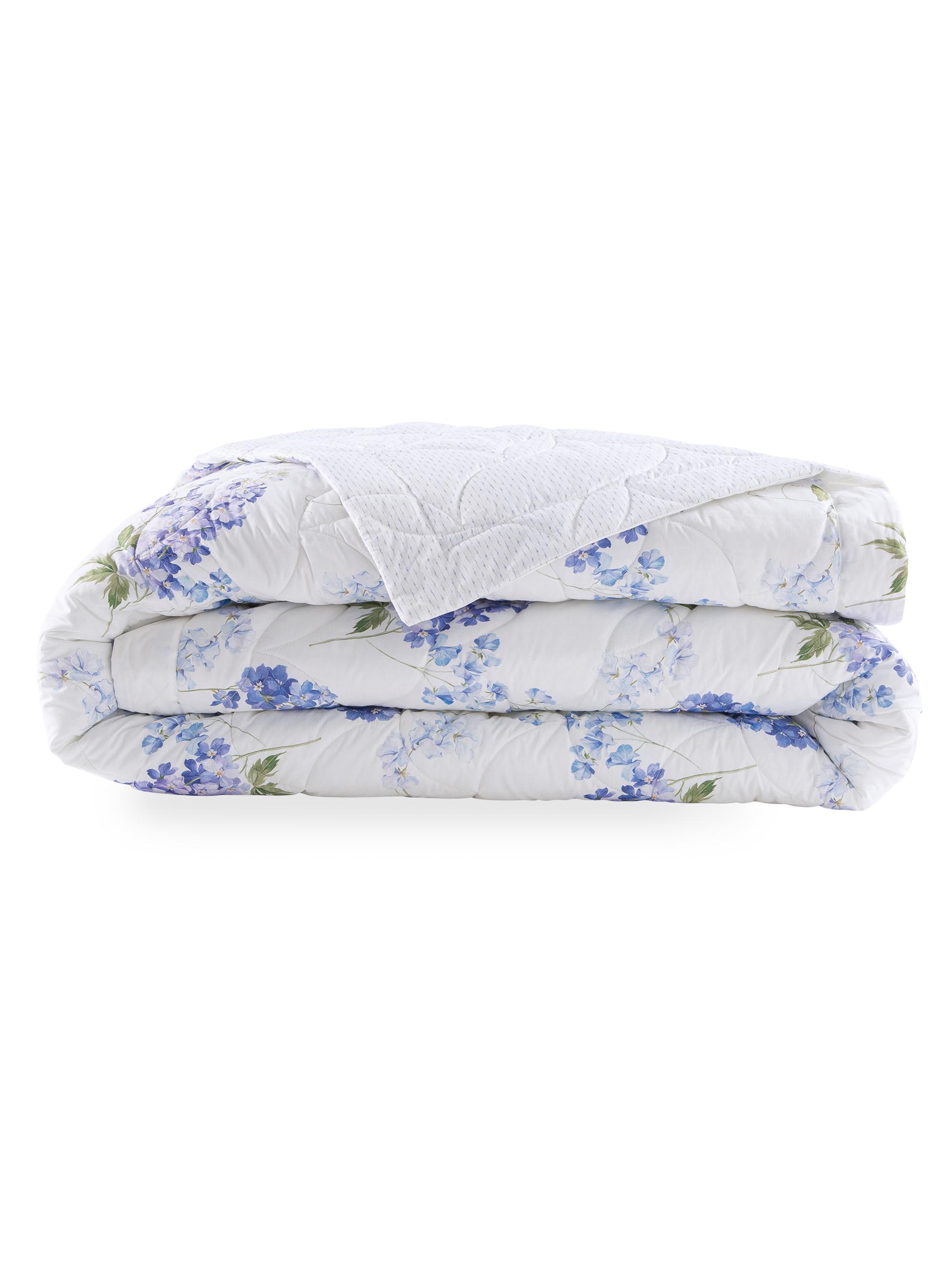 Anne de Solène Charme Cotton Coverlet - Blue On White Queen