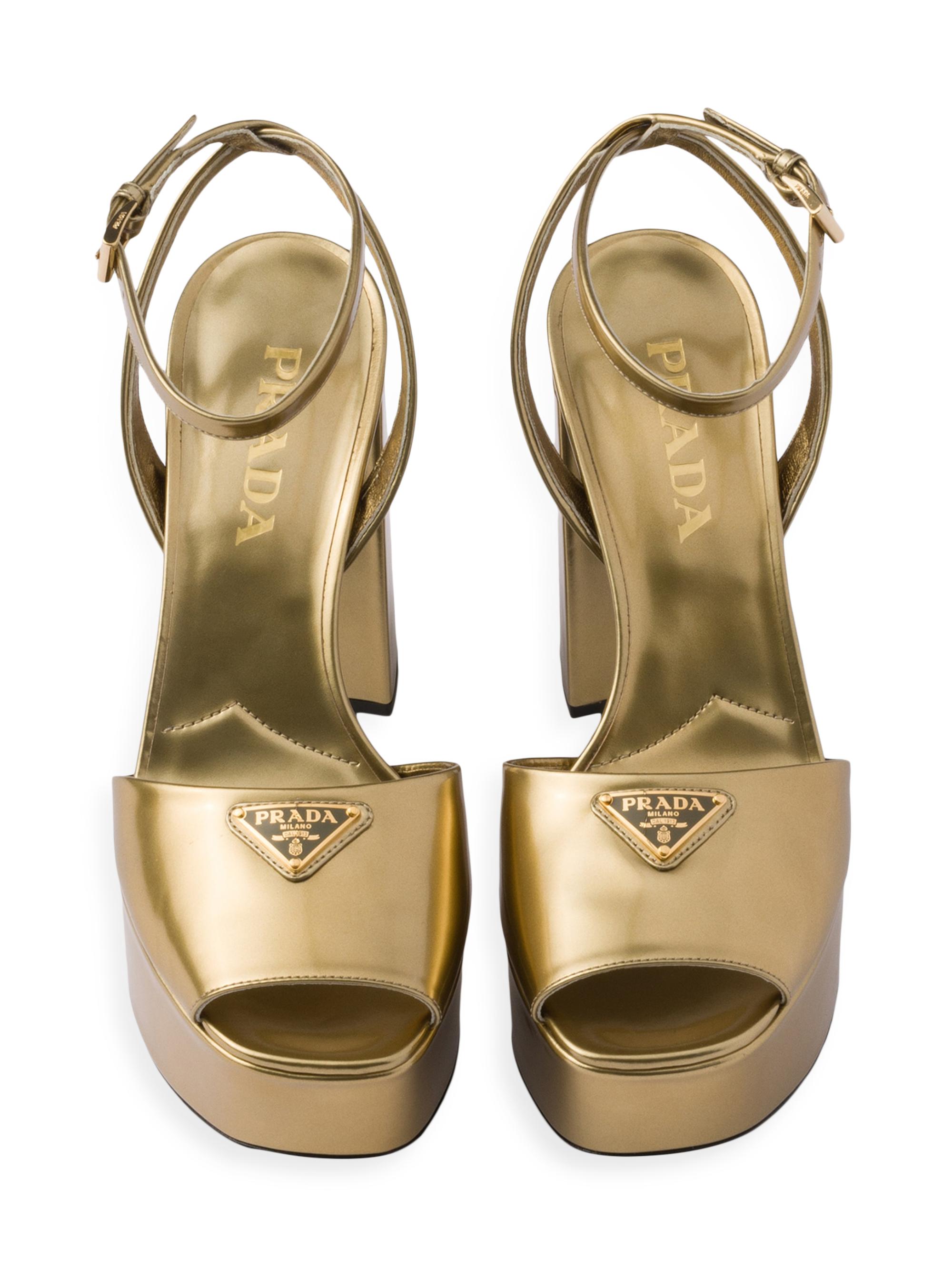 靴 PRADA Leather Strap Heels PRADA Shoes Leather Black Patent Sandals Ankle Strap Heels