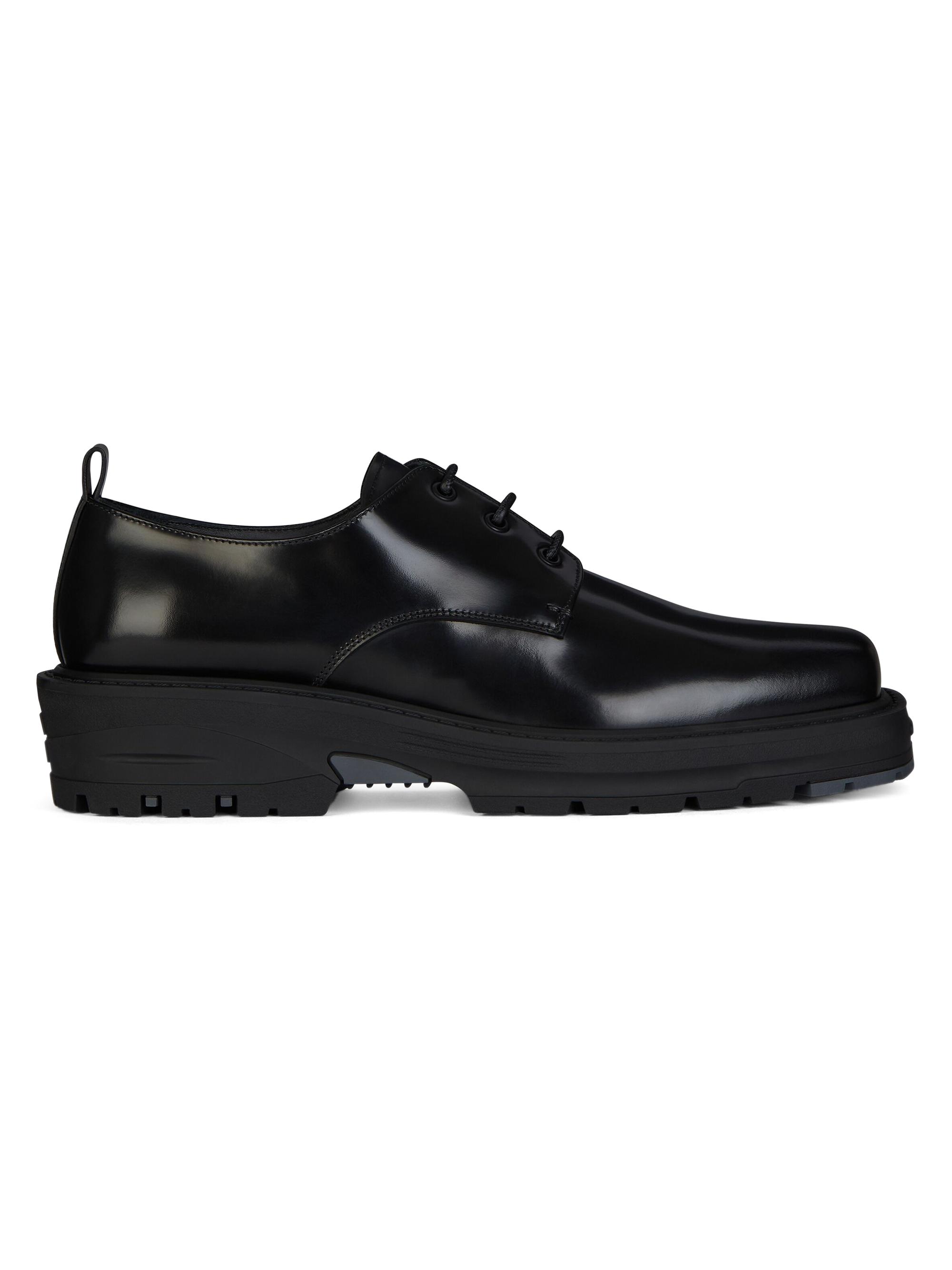 Givenchy Men's Derbies in Leather - Black