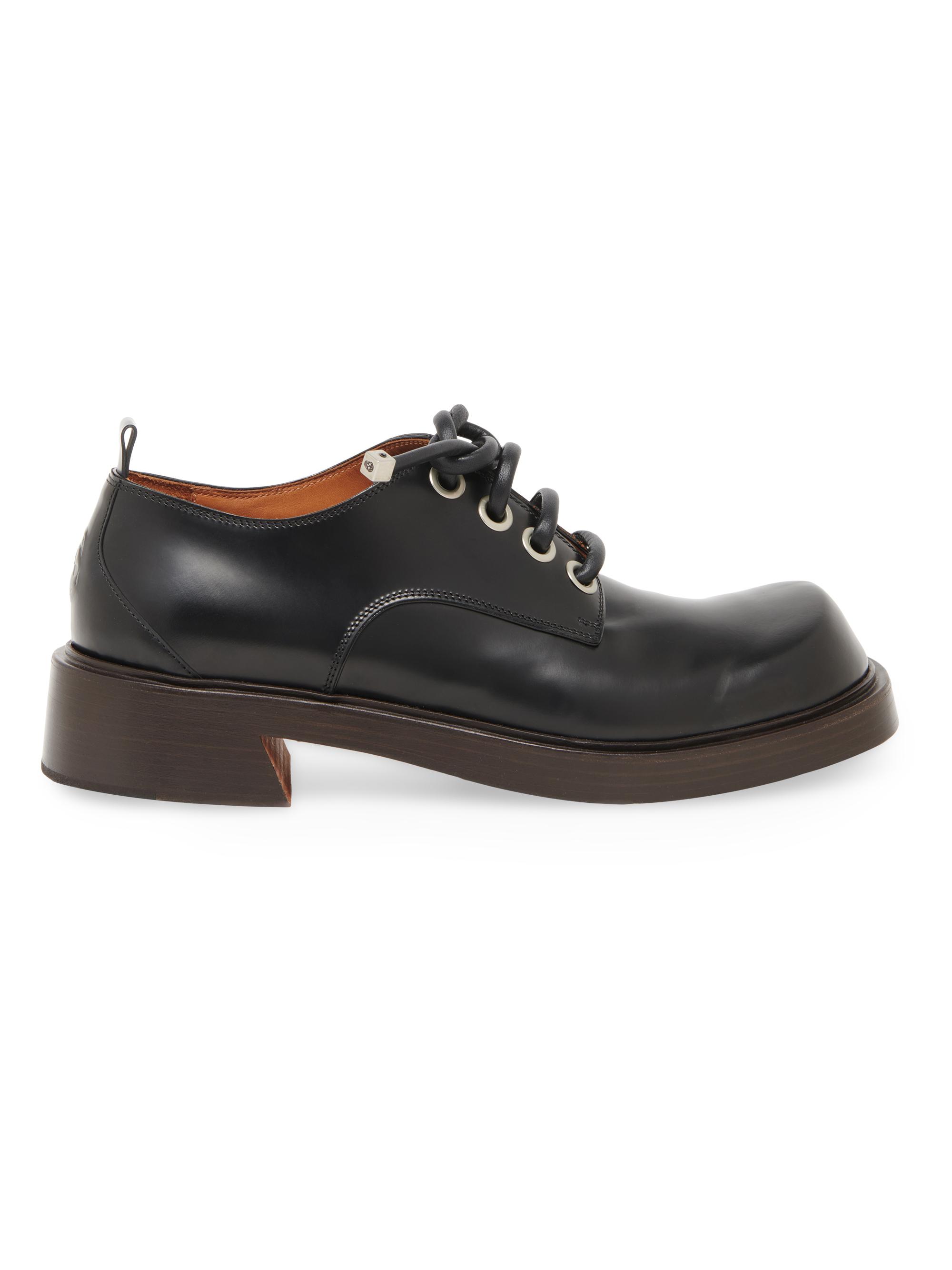 Jacquemus Les Bateaux Pavane Leather Dress Shoes | Saks Fifth Avenue