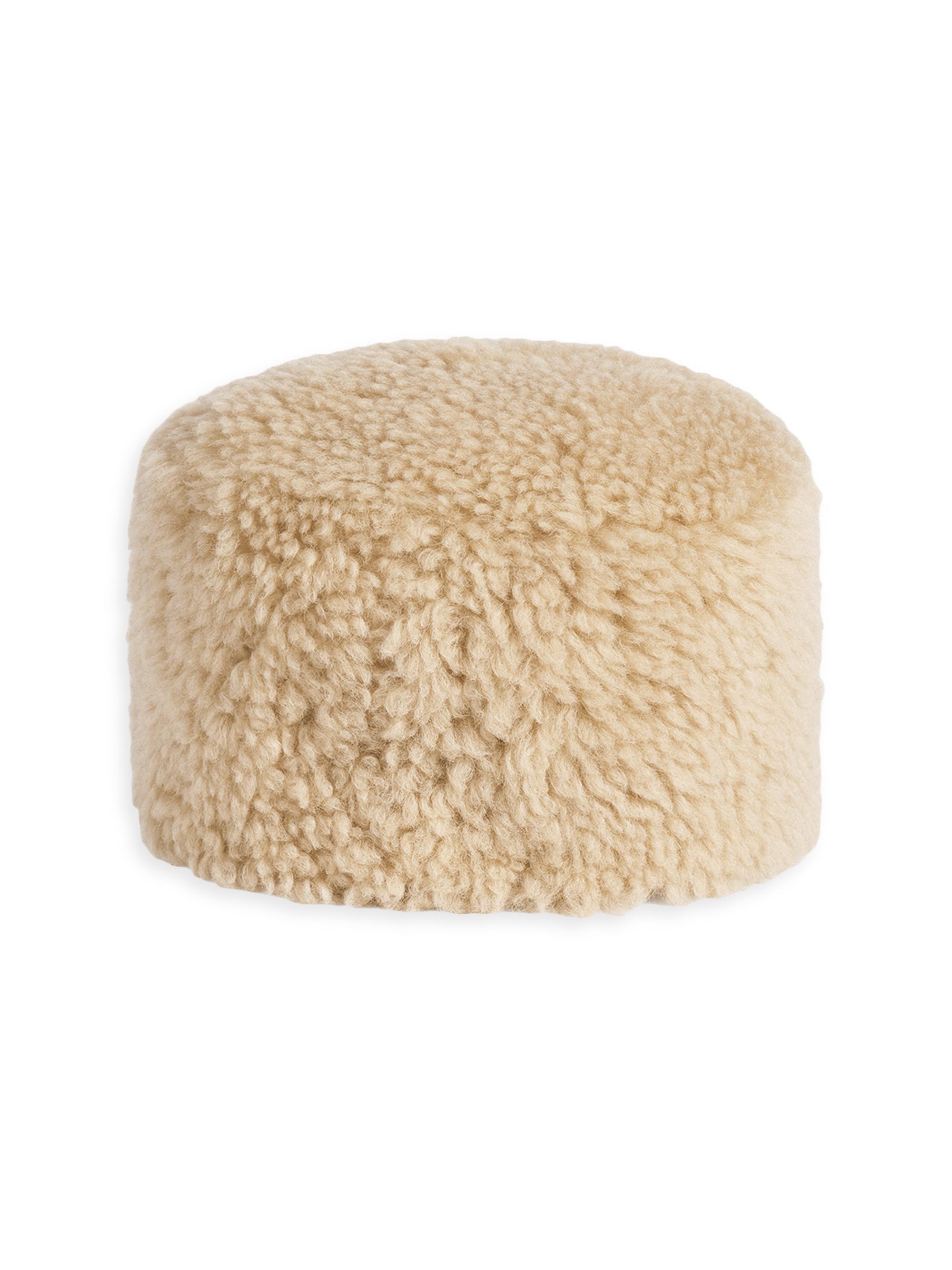 Toteme Women's Shearling Pillbox Hat - Butter
