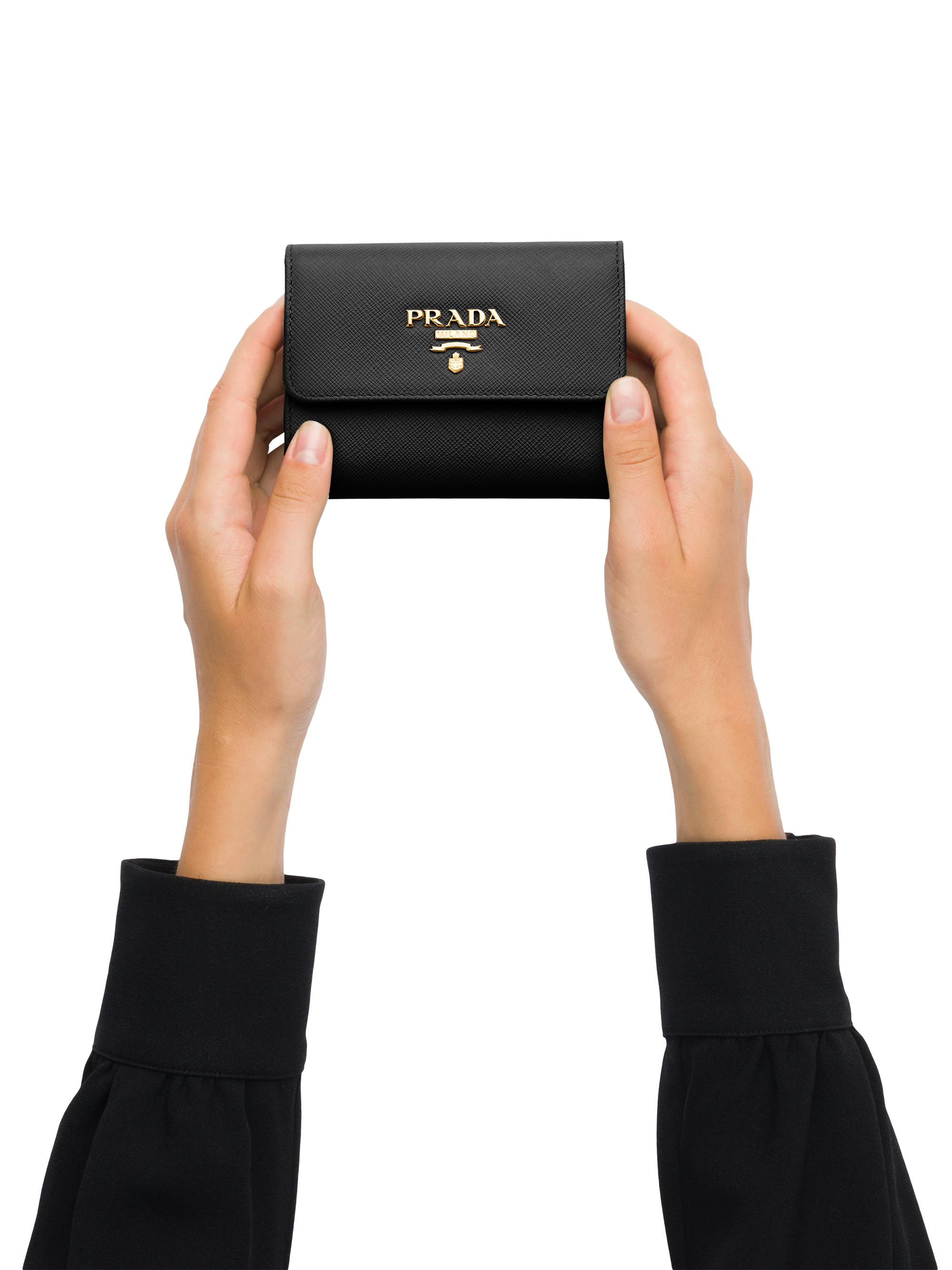 小物 PRADA BLACK WALLET PRADA Milano BLACK PATENT LEATHER Small French WALLET Rare