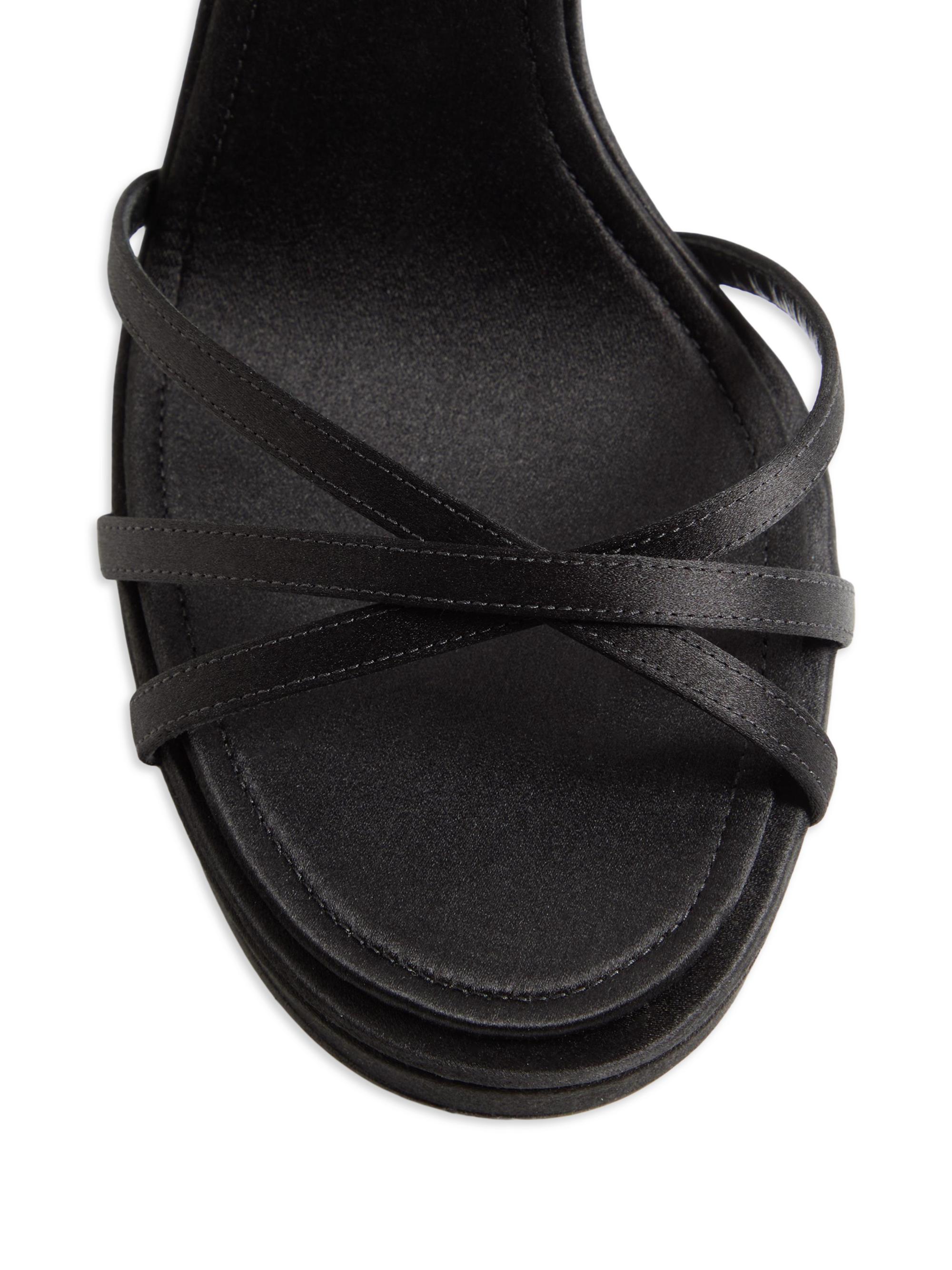 ‼️emu‼️VALENTINO サンダル VALENTINO GARAVANI Ladycrush 85 embellished leather sandals | NET