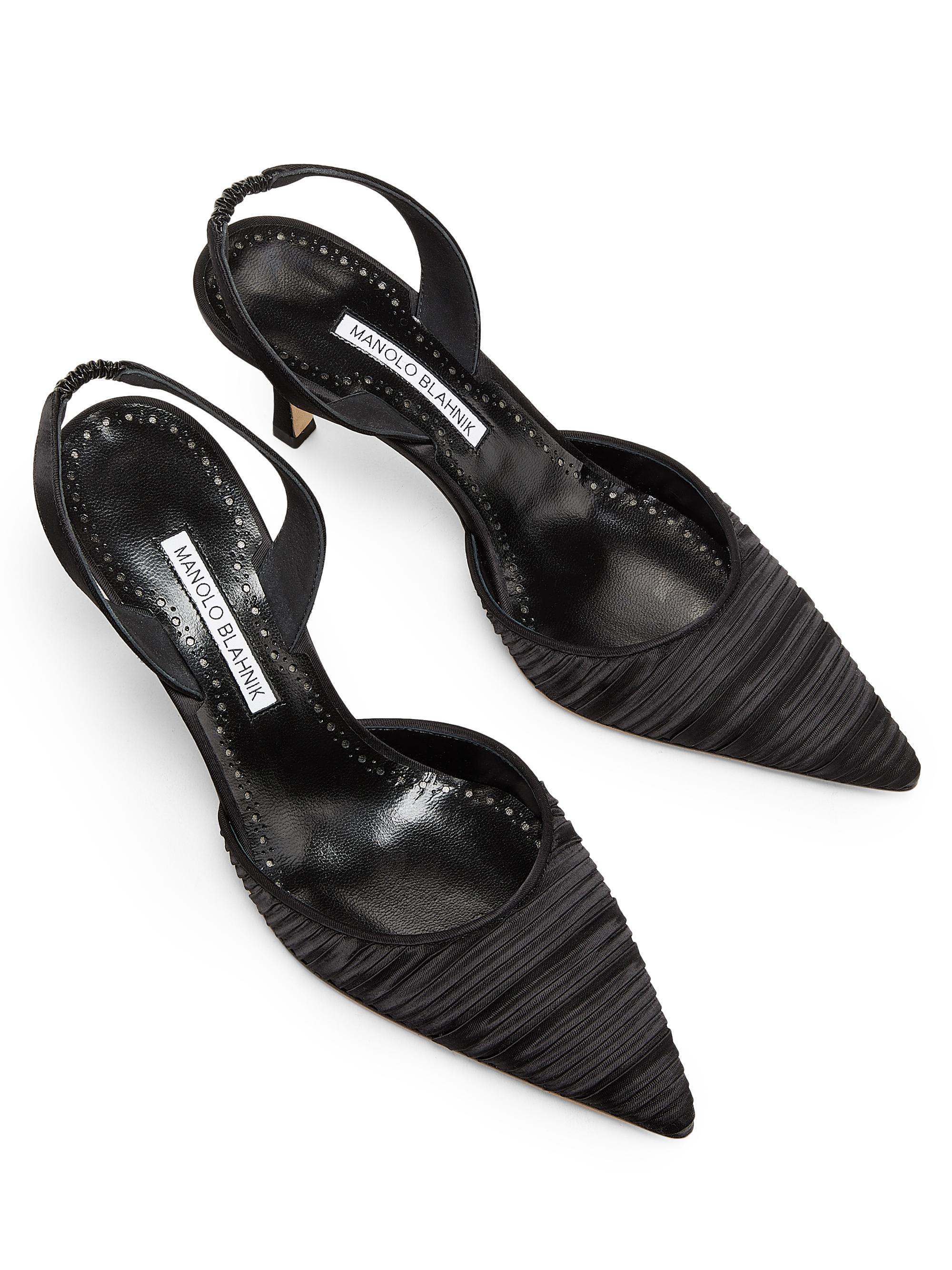 ⭐︎値下げ ★Manolo Blahnik★CAROLYNEキャロリン・スエード ⭐︎値下げ ☆Manolo Blahnik☆CAROLYNEキャロリン・スエード