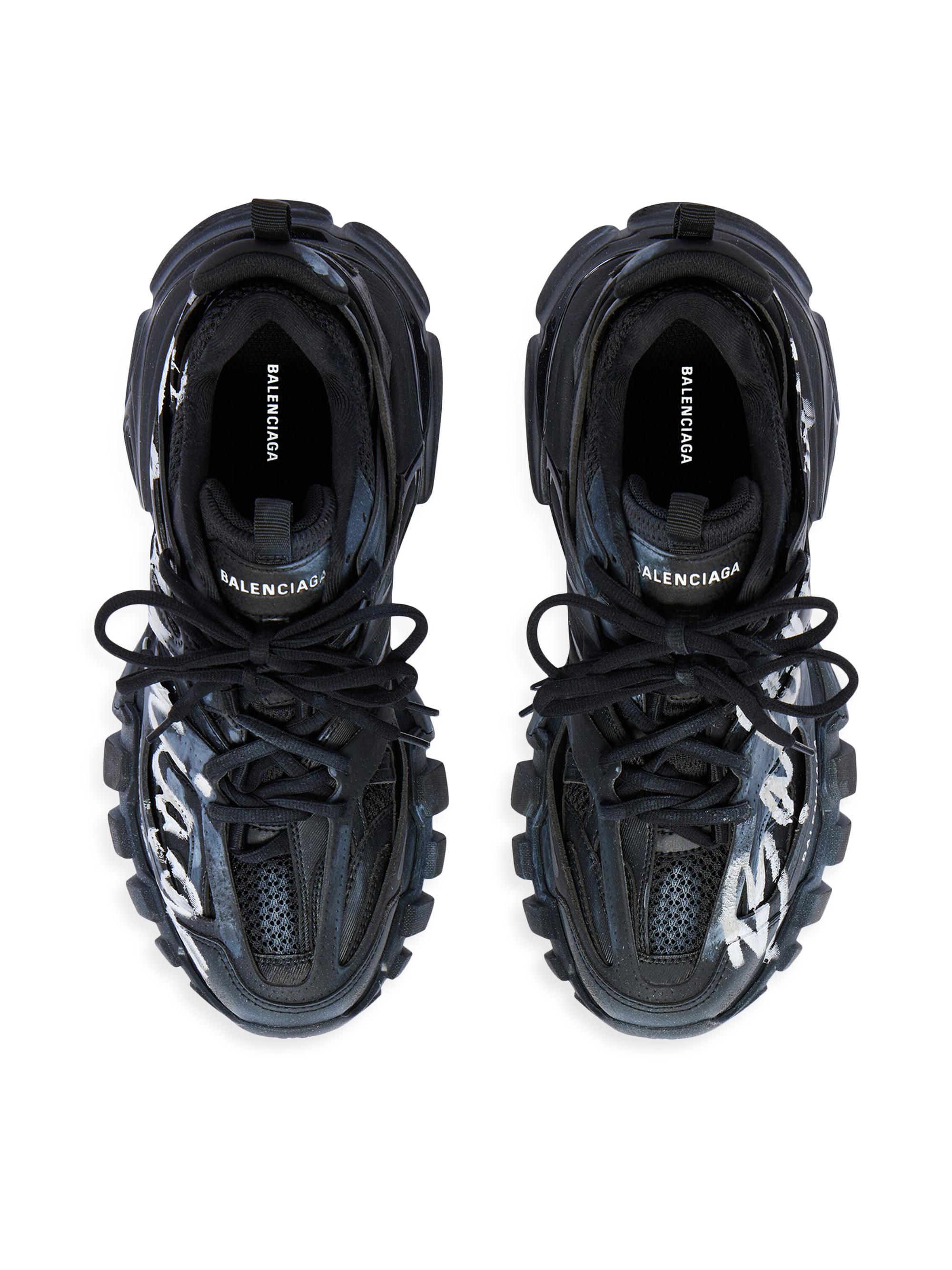 【極選】CallawaySolaire in BALENCIAGA 【高級】 Balenciaga Track Signature Sneakers | Saks Fifth Avenue