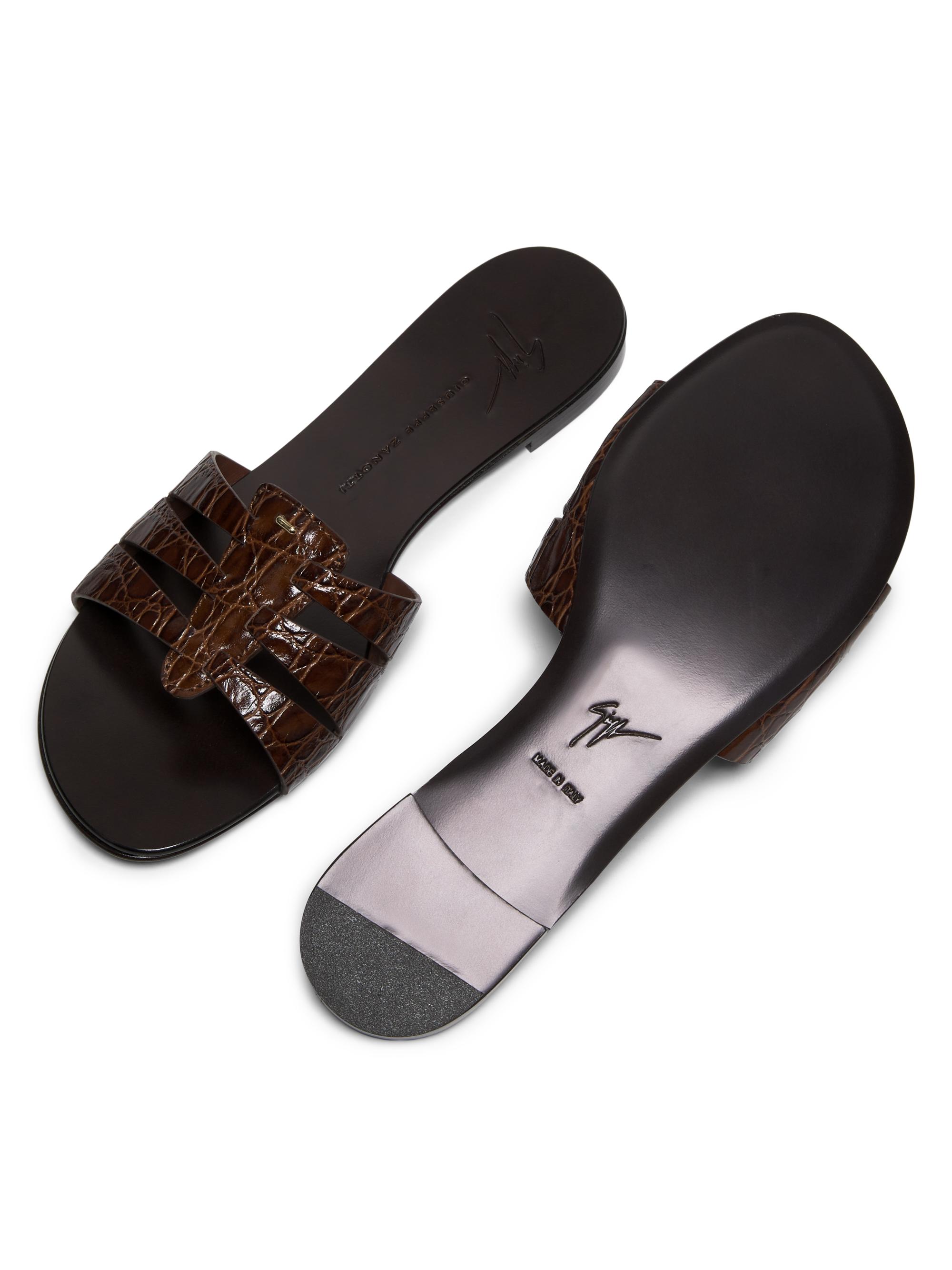 GIUSEPPE ZANOTTIサンダル Giuseppe Zanotti Crocodile-Embossed Leather Sandals | Saks Fifth