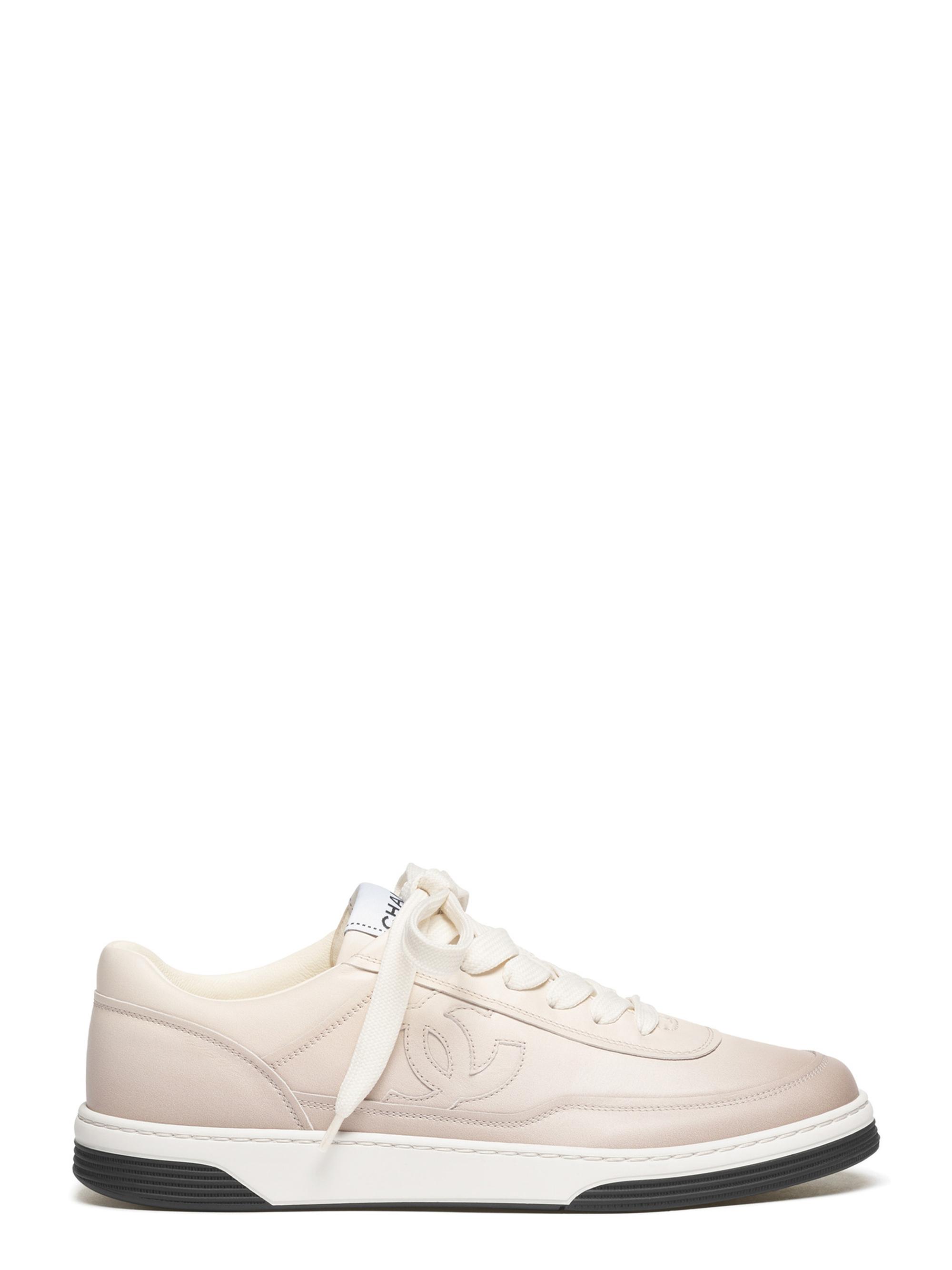 0400021900596_BEIGE?wid=830&