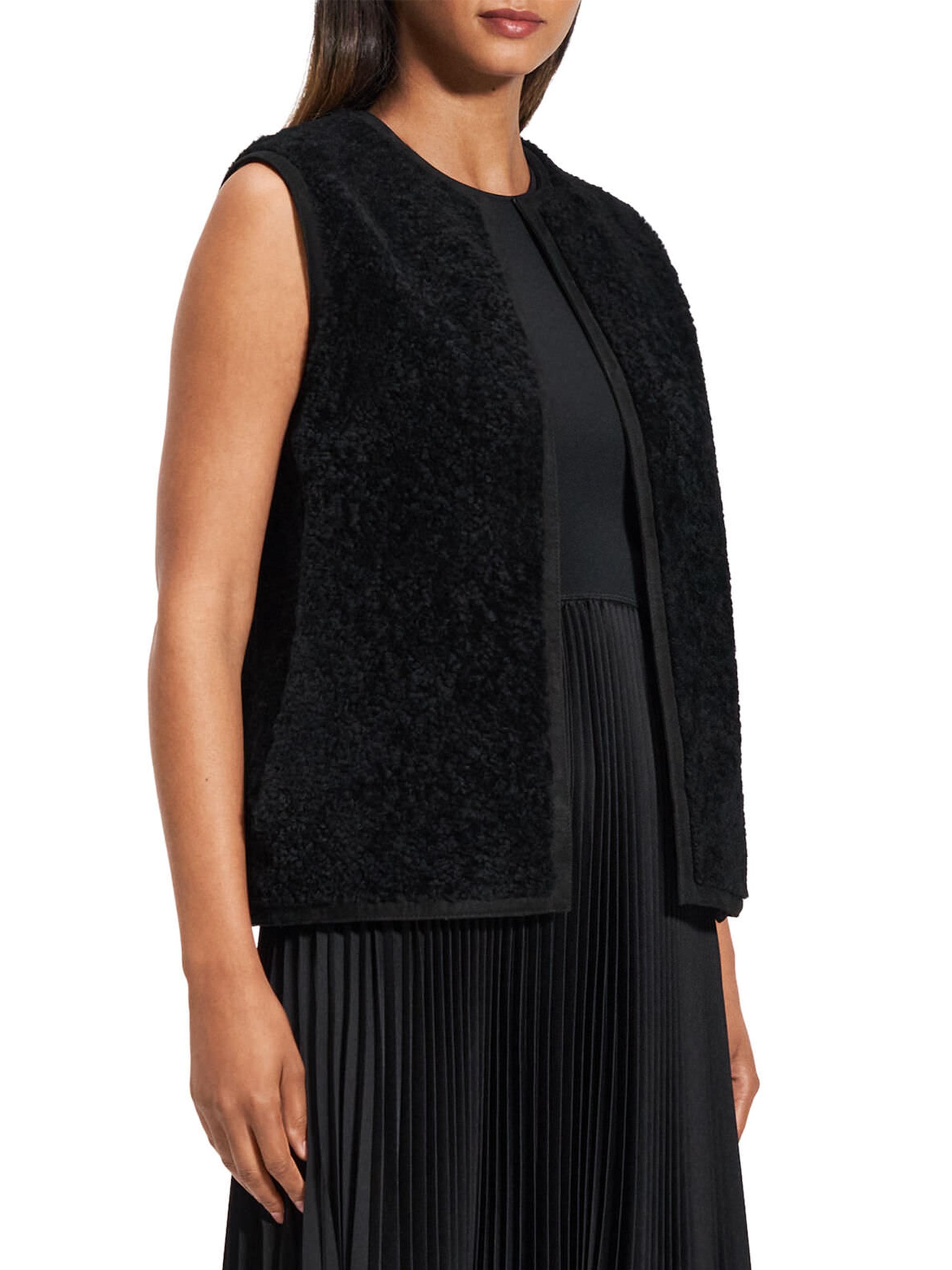 さ*ん様 Reversible Faux Shearling Work Vest Fall/Winter 2024 Preview – Supreme