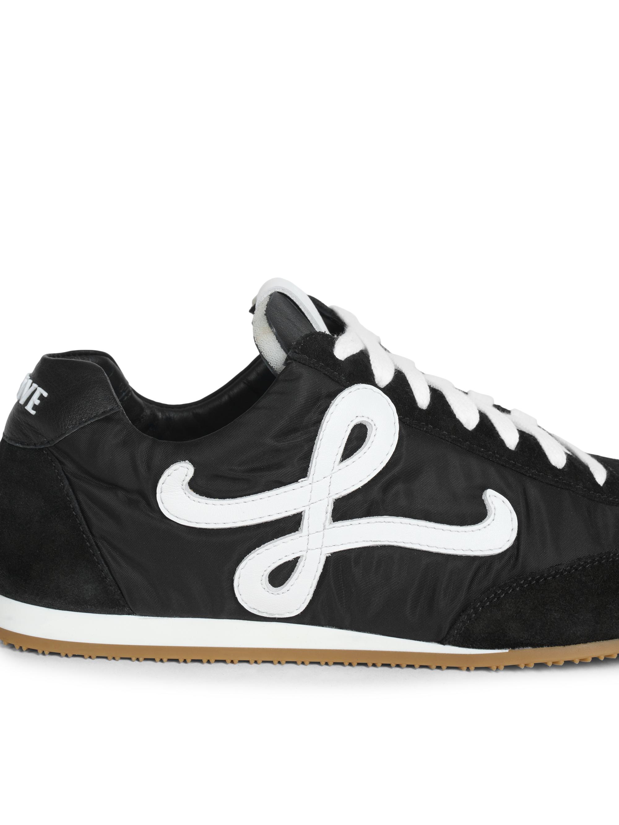 loewe ballet runner 2.0スポーツシューズ27cm Ballet Runner 2.0 in nylon and calfskin Black - LOEWE