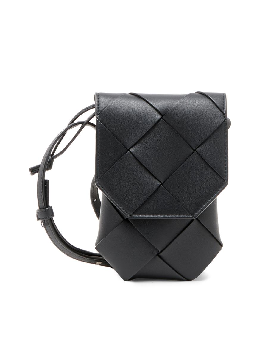 BOTTEGA VENETA レザードロップ付きiPhone11pro BOTTEGA VENETA レザードロップ付きiPhone11pro