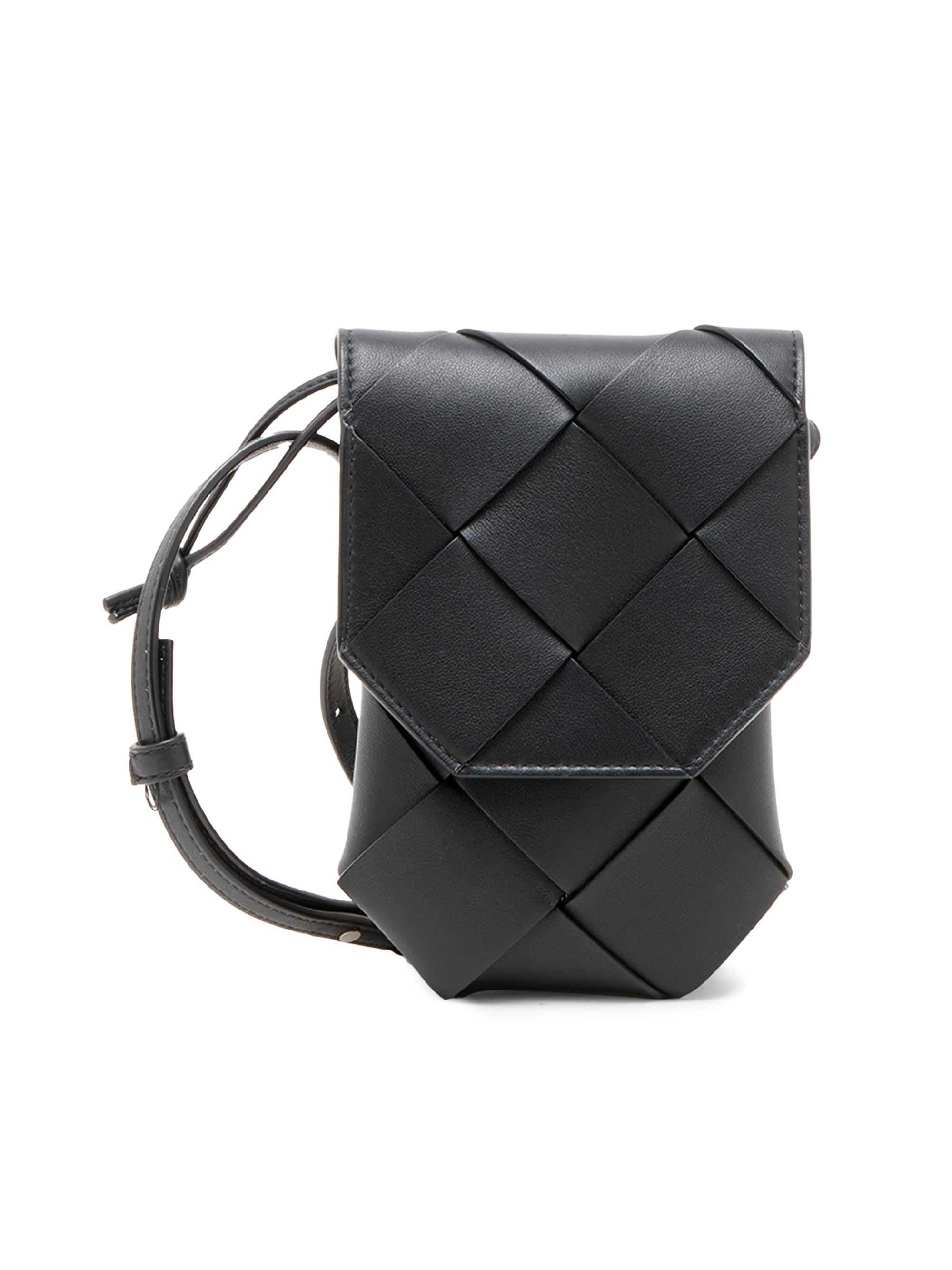 BOTTEGA VENETA レザードロップ付きiPhone11pro BOTTEGA VENETA レザードロップ付きiPhone11pro BOTTEGA VENETA レザー