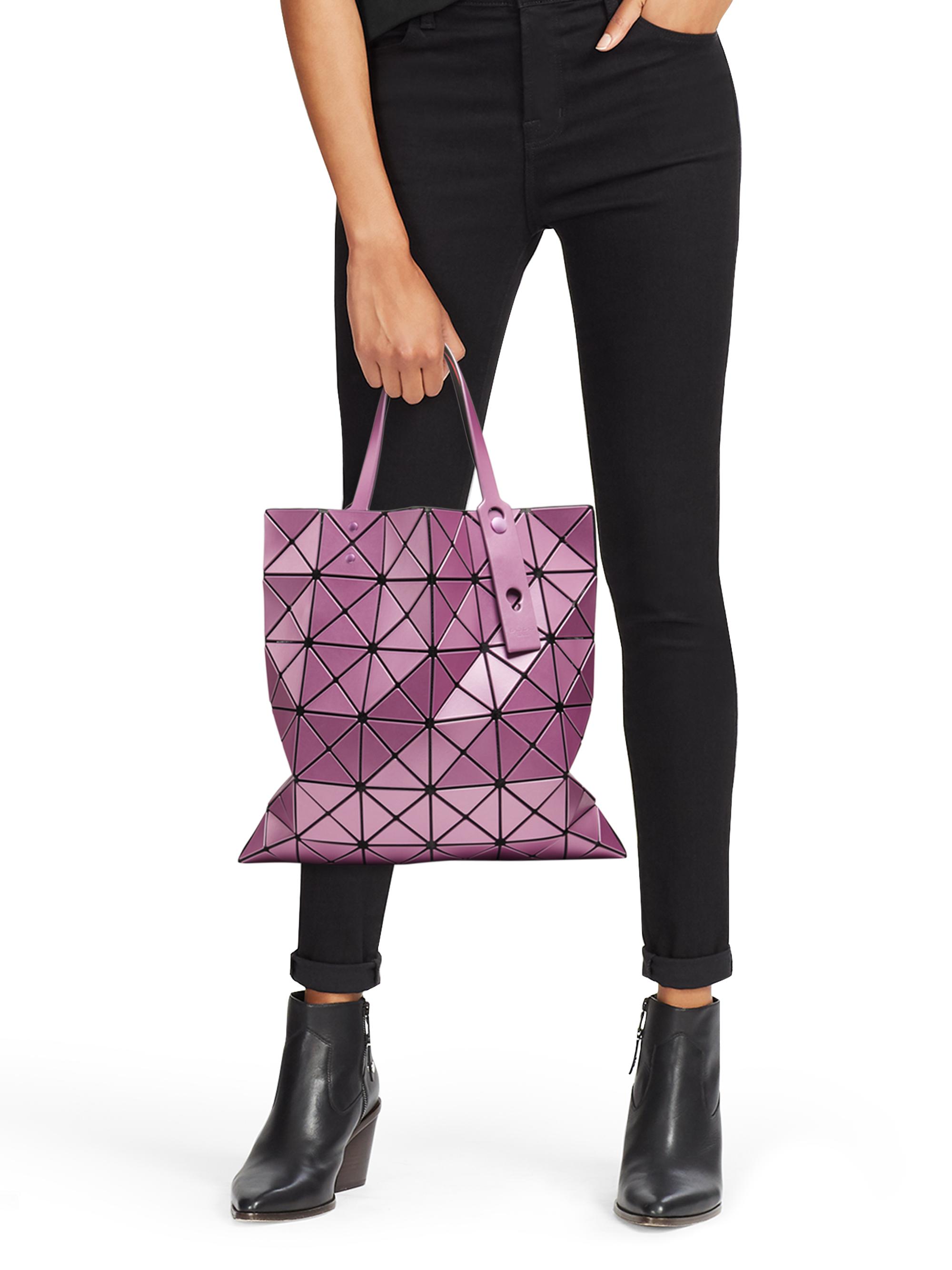 バッグ BAO BAO ISSEY MIYAKE LUCENT DOUBLE COLOR BAO BAO ISSEY MIYAKE Dual-Tone Lucent Tote Bag – MoMA Design