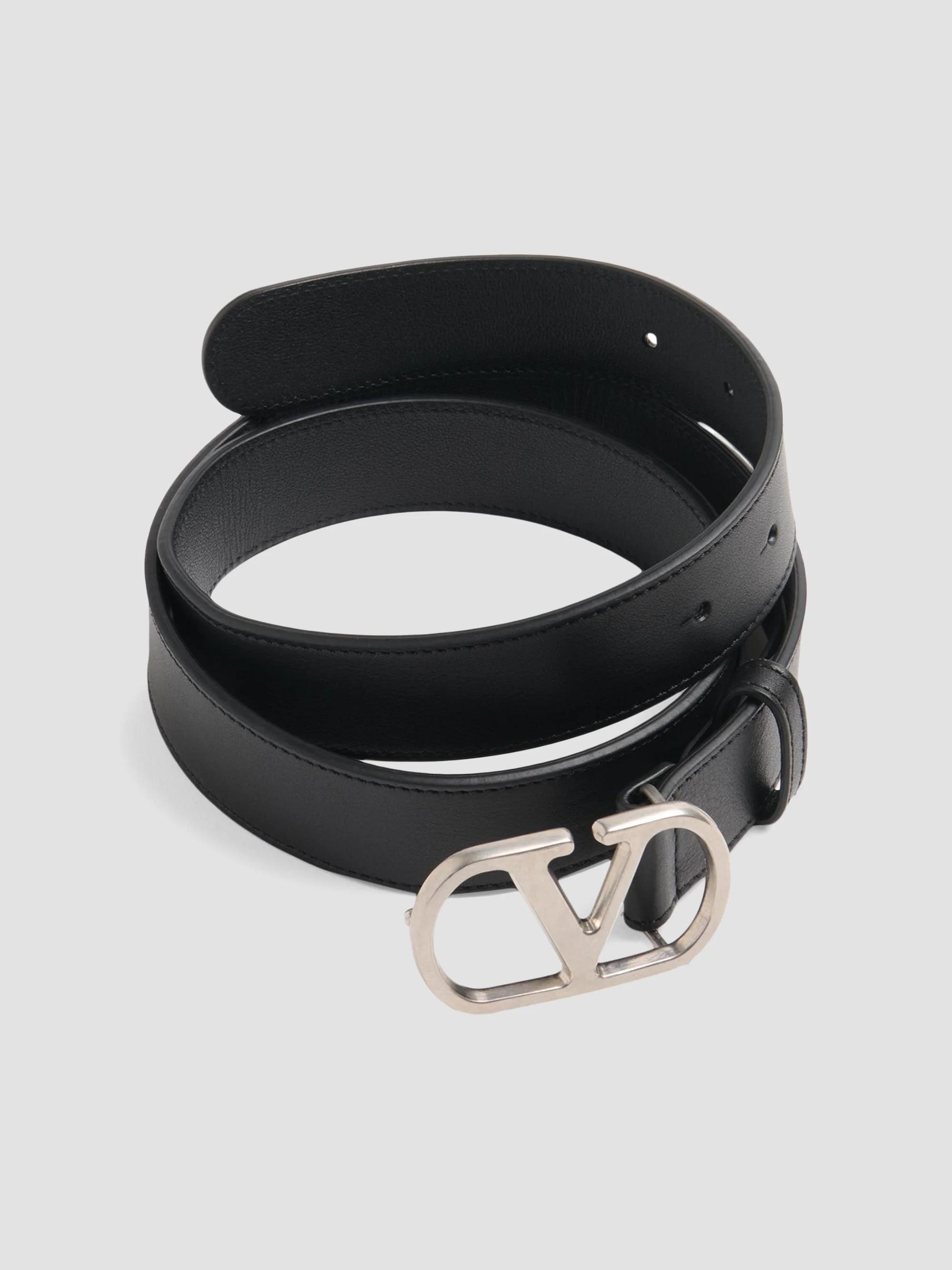 Valentino Garavani VLogo Signature Belt in Shiny Calfskin  display picture 3
