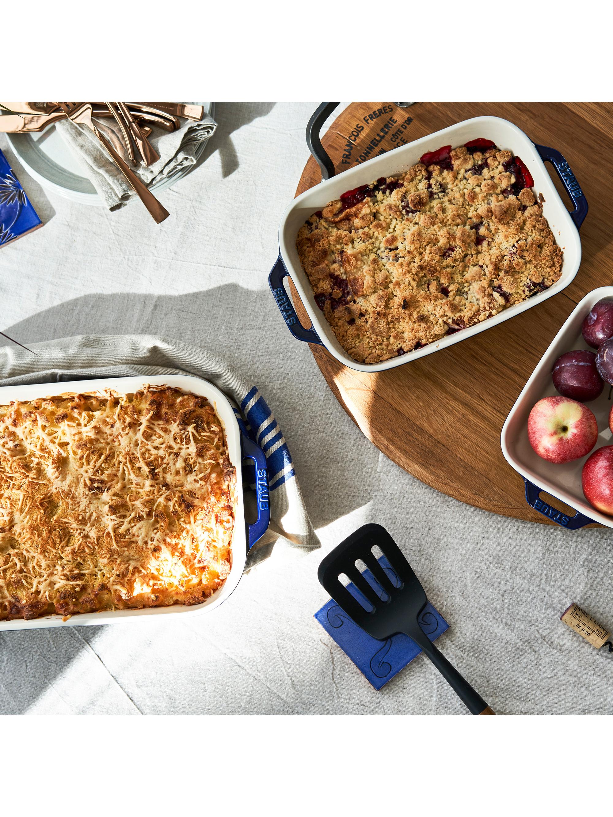 STAUB 鋳鉄プレート 2個セット Staub Ceramic 2 Piece Rectangular Baking Dish Set | Saks Fifth Avenue