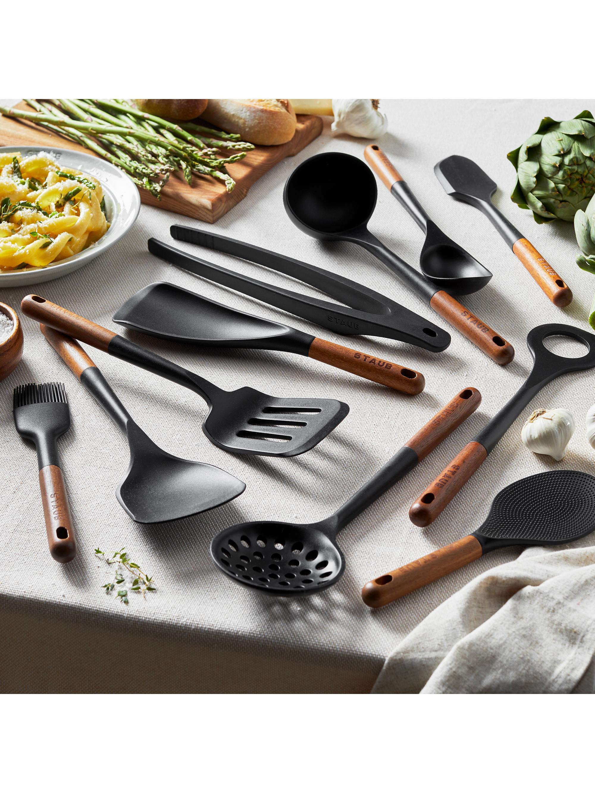 D★さん専用　STAUB　6枚セット　　　【新品未使用】 Staub Silicone with Wood Handle Cooking Utensil Sets | Saks Fifth