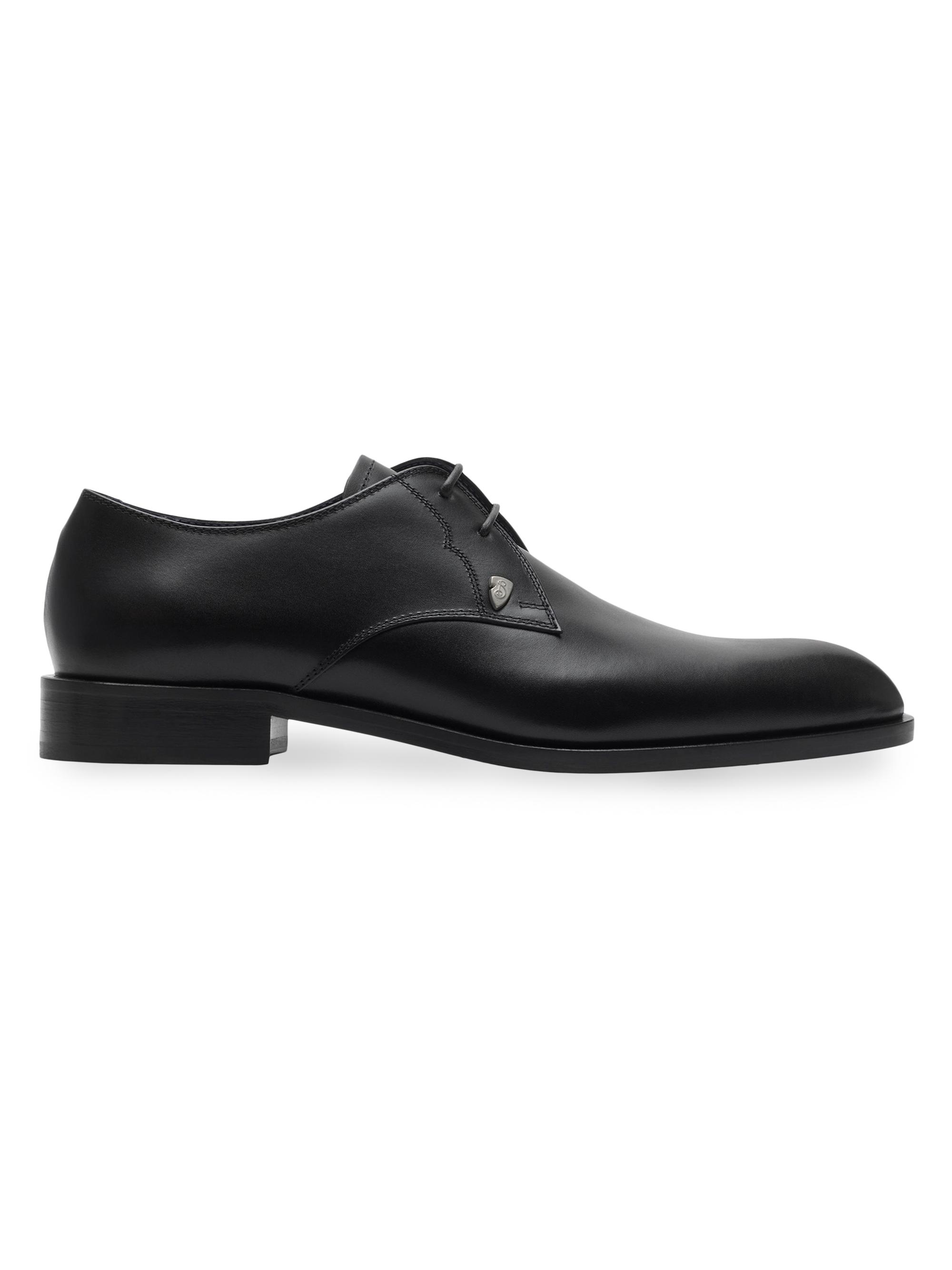 Burberry Carlyle Leather Derbys | Saks Fifth Avenue