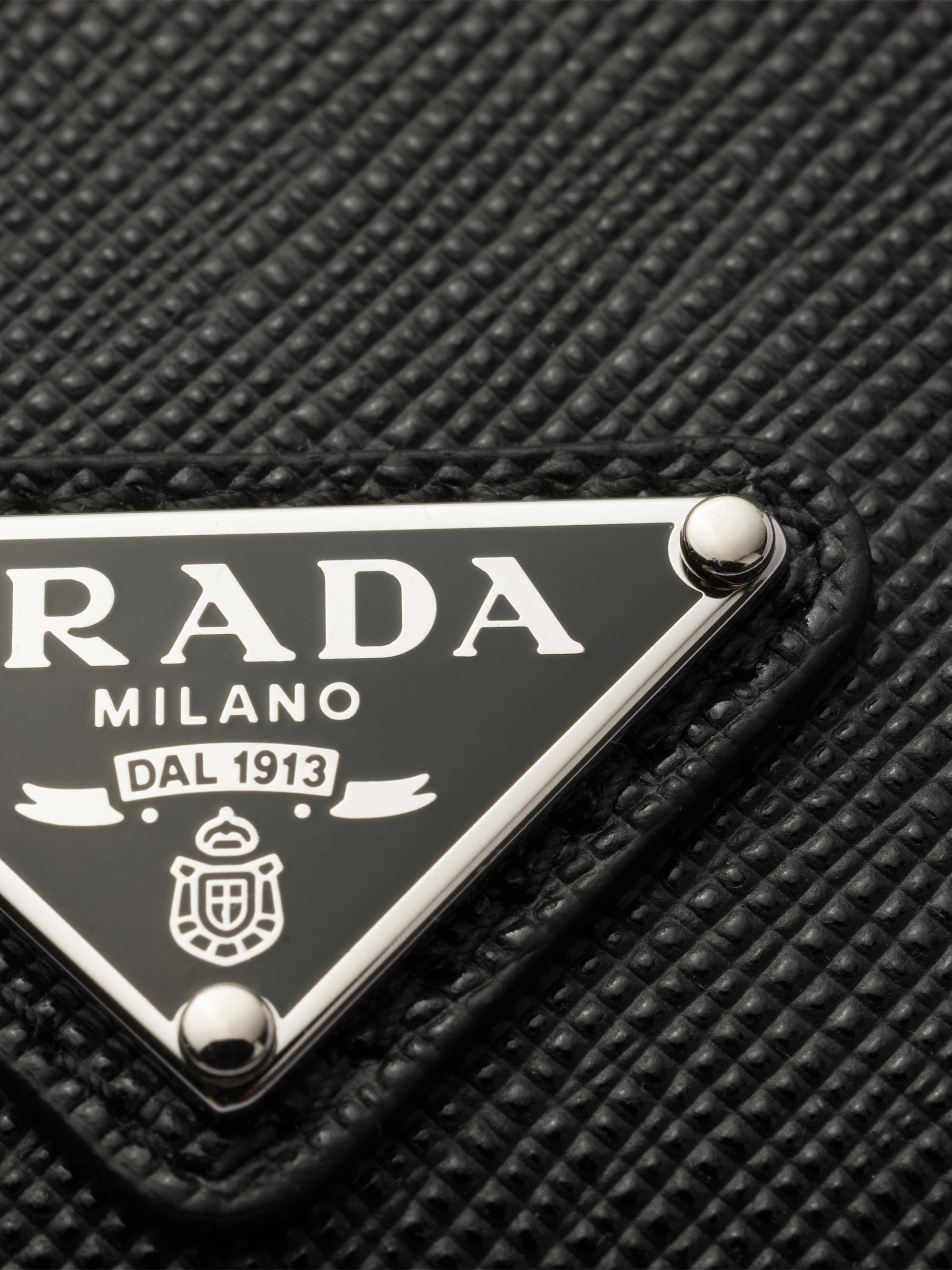 PRADA レザーバッジホルダー Prada Saffiano Leather Badge Holder | Black | FARFETCH