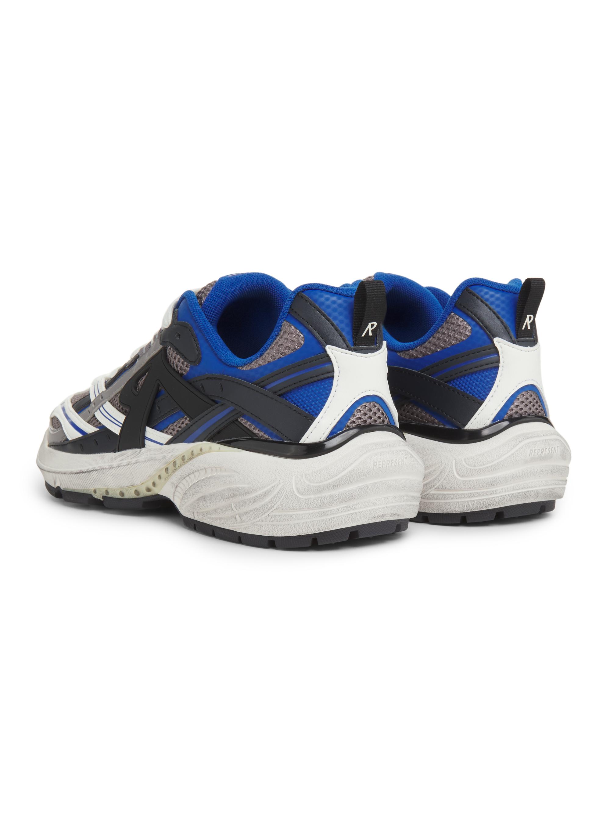 Storm Runner Low-Top Sneakers