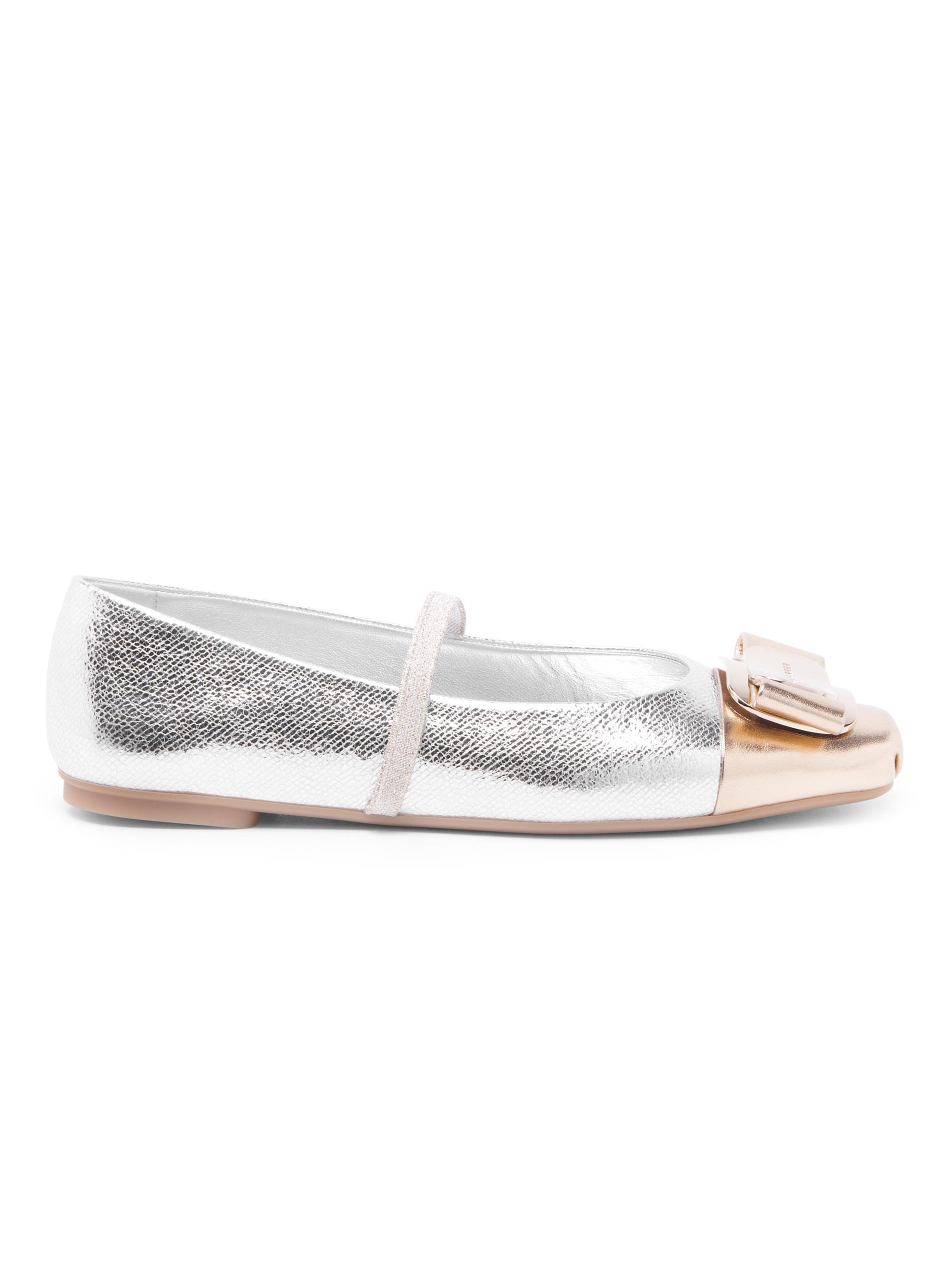 セルシーアンドルモン5点 FERRAGAMO Zina Crystal-Embellished Metallic Leather Flats | Saks
