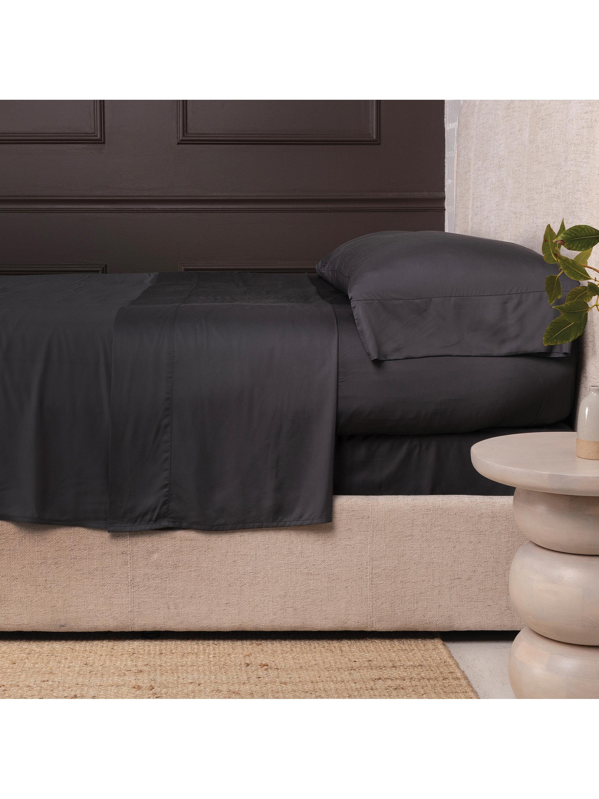 Pom Pom at Home Bamboo Sateen Sheet Set - Midnight