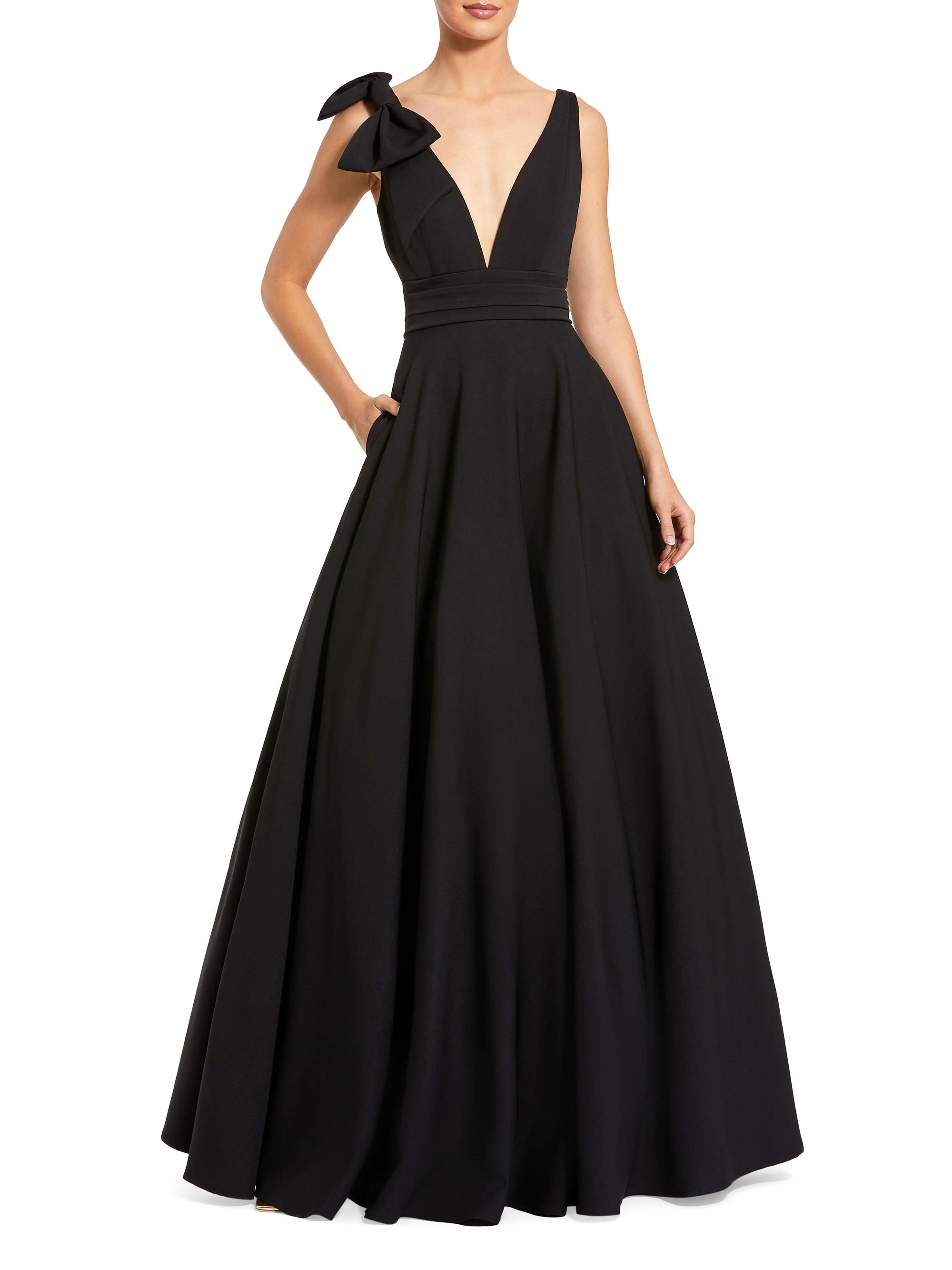 Mac Duggal Women's Crepe Sleeveless V-Neck Gown - Black