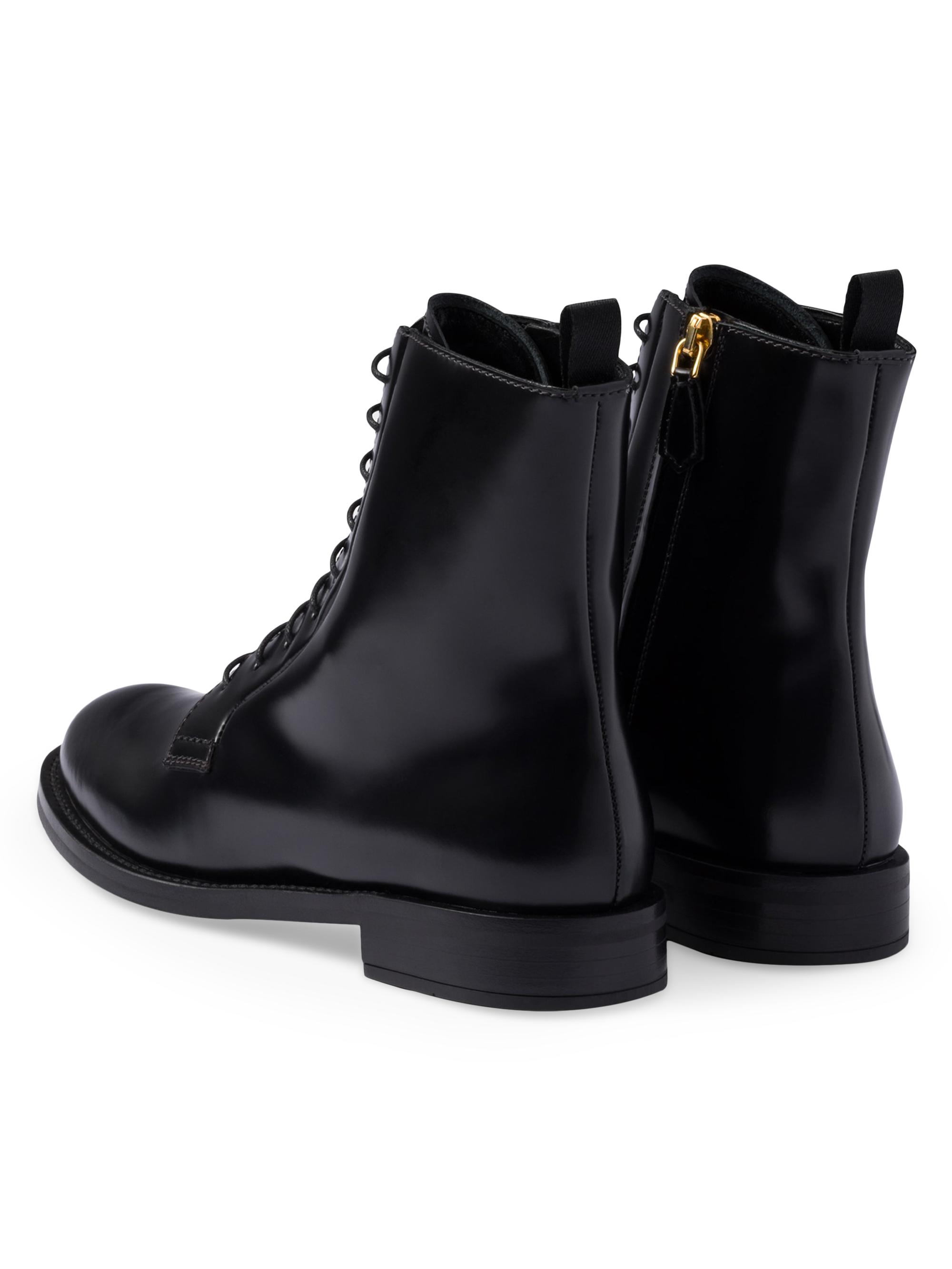 ショートブーツ・ブーティ PRADA Ankle Boots Women Rubber Black