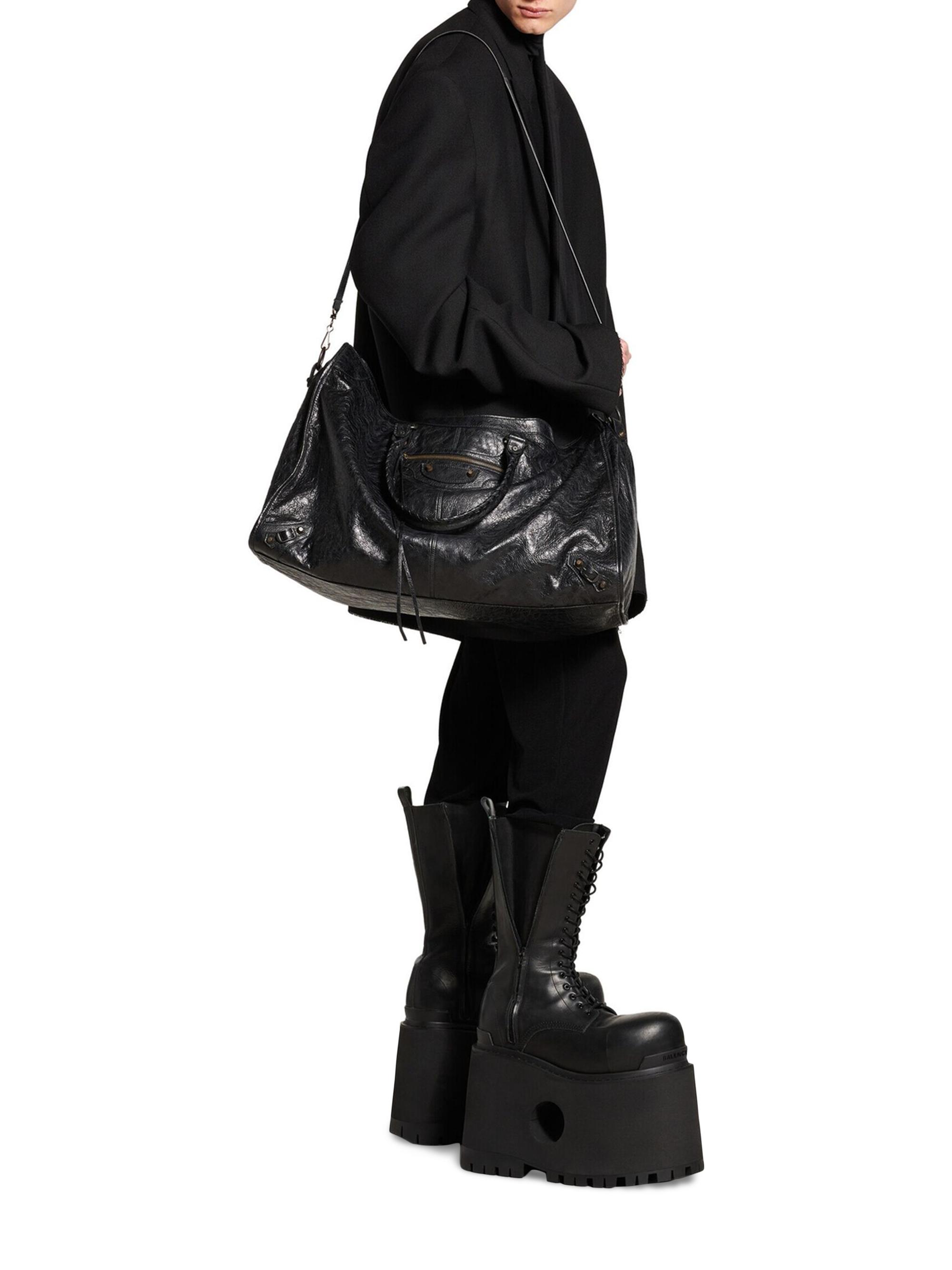 0400022242980_BLACK_A1?wid=830