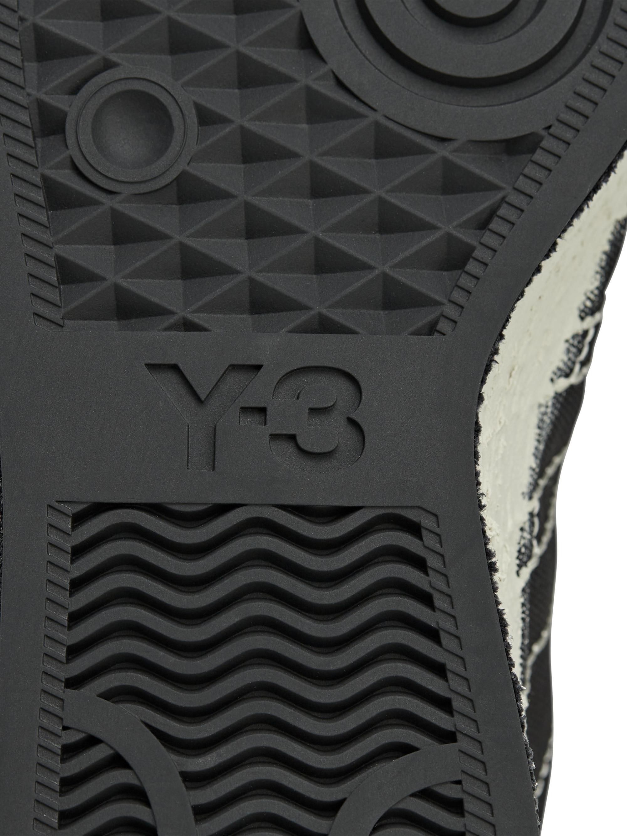 adidas gazelle silver green womens Y-3 Men's Boxing Black / Core White / Easy Yellow Low Top Sneakers