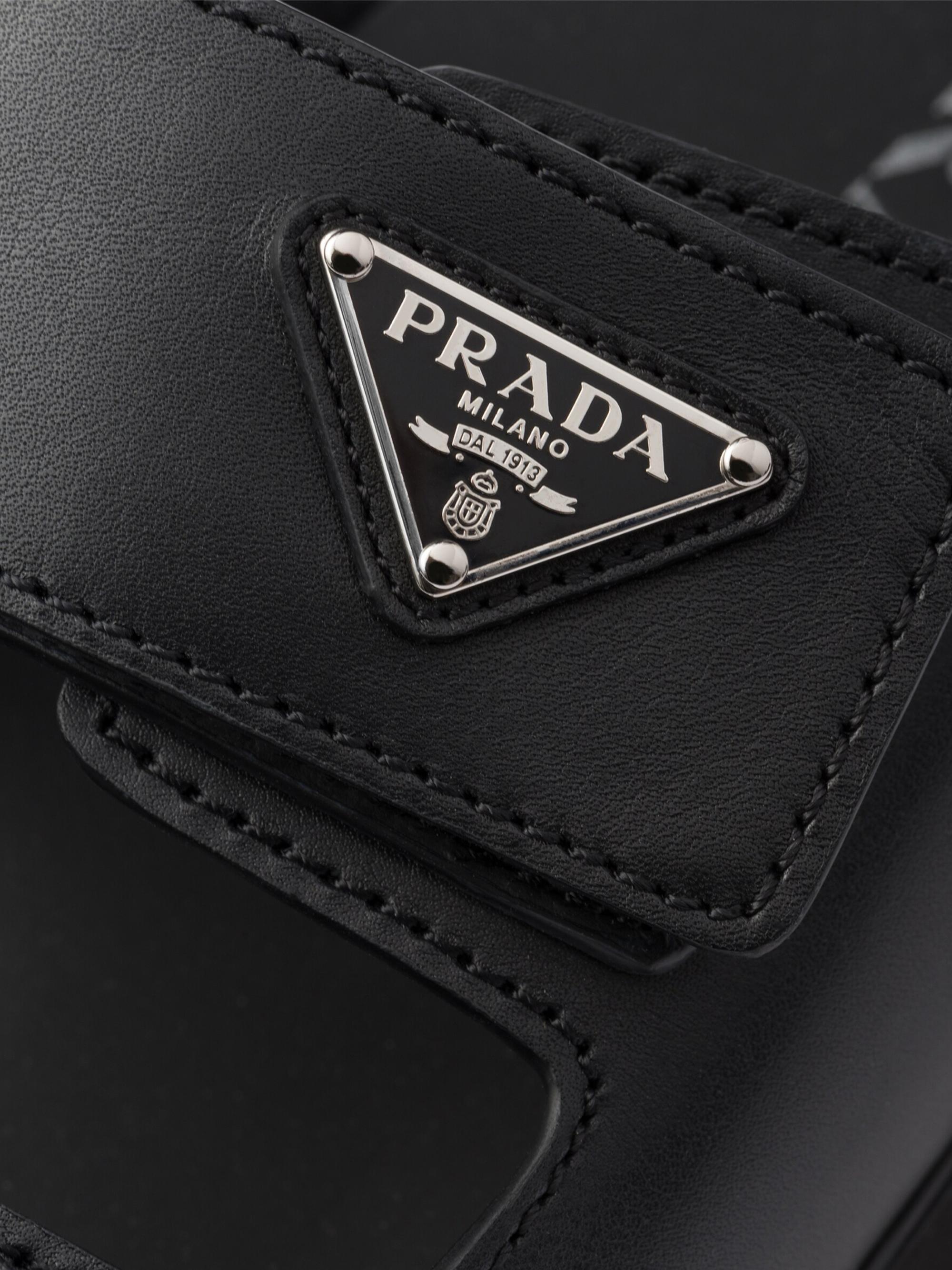 プラダ ストラップシューズ 37.5 プラダ ストラップシューズ 37.5