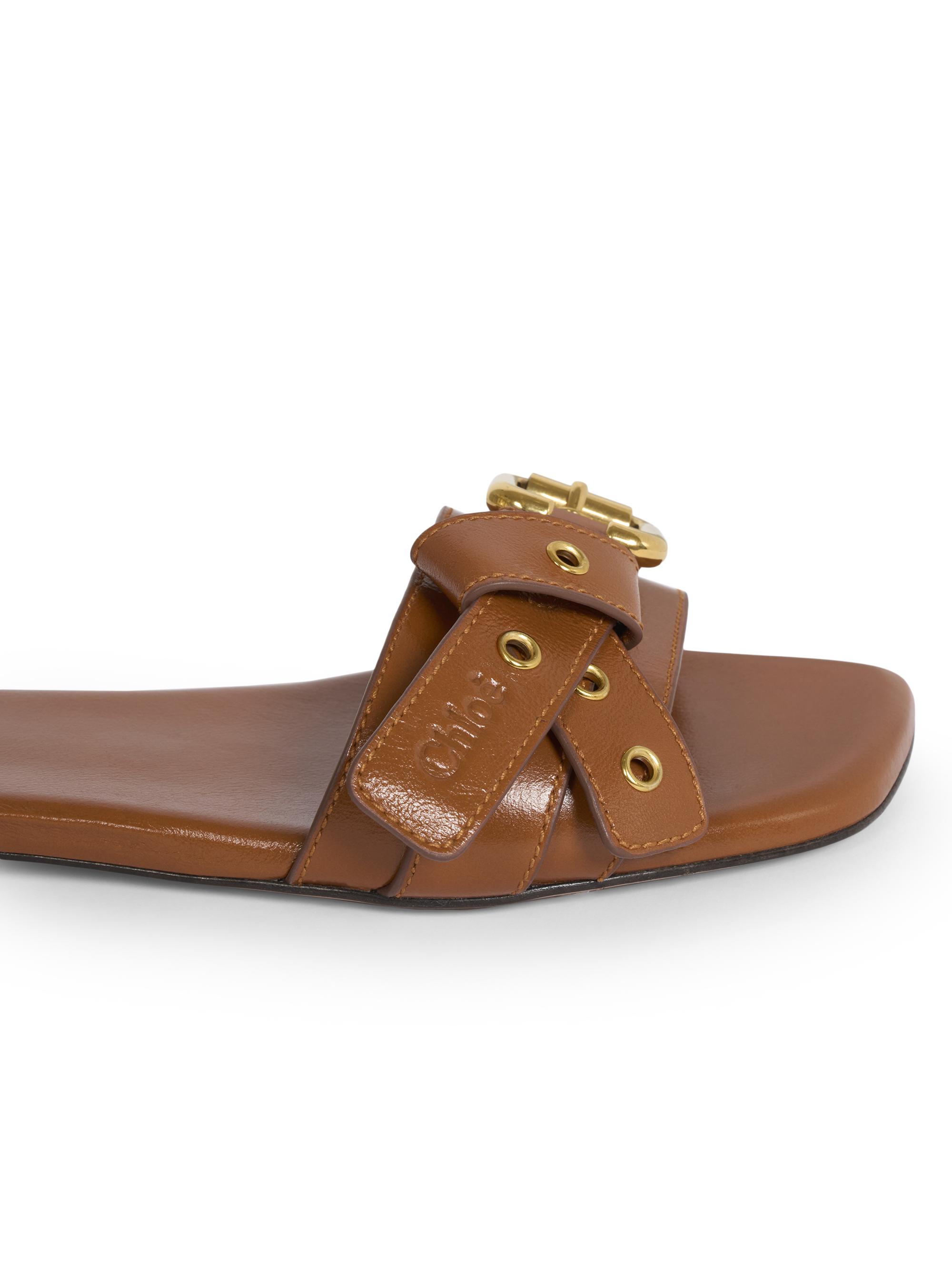 CHLOÉ 26S SLIDE SANDALS IN GOLD LAMBSKIN main image 1