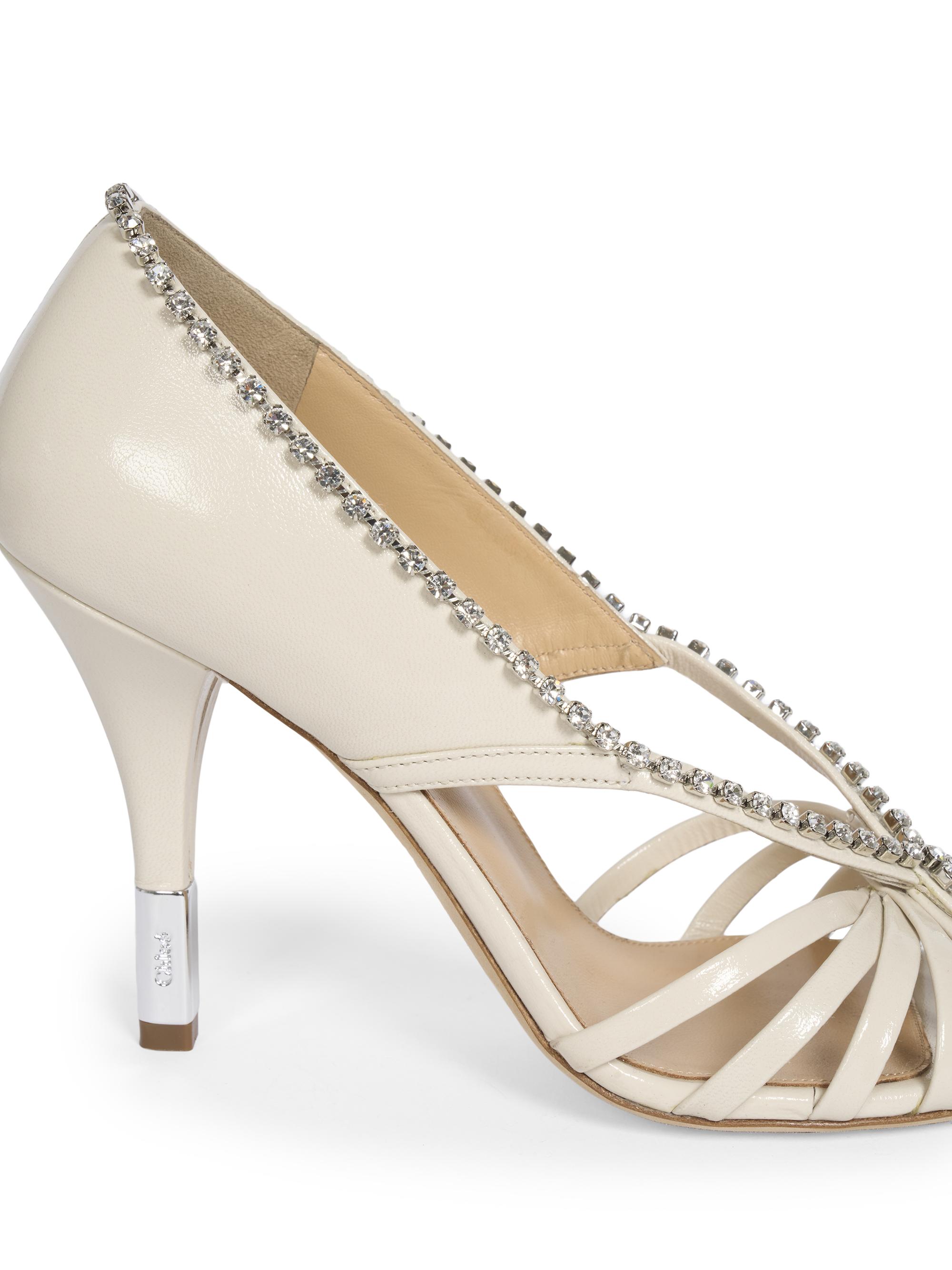 クロエ　clhoe パンプス CHLOÉ Janis buckled glossed-leather pumps | NET-A-PORTER