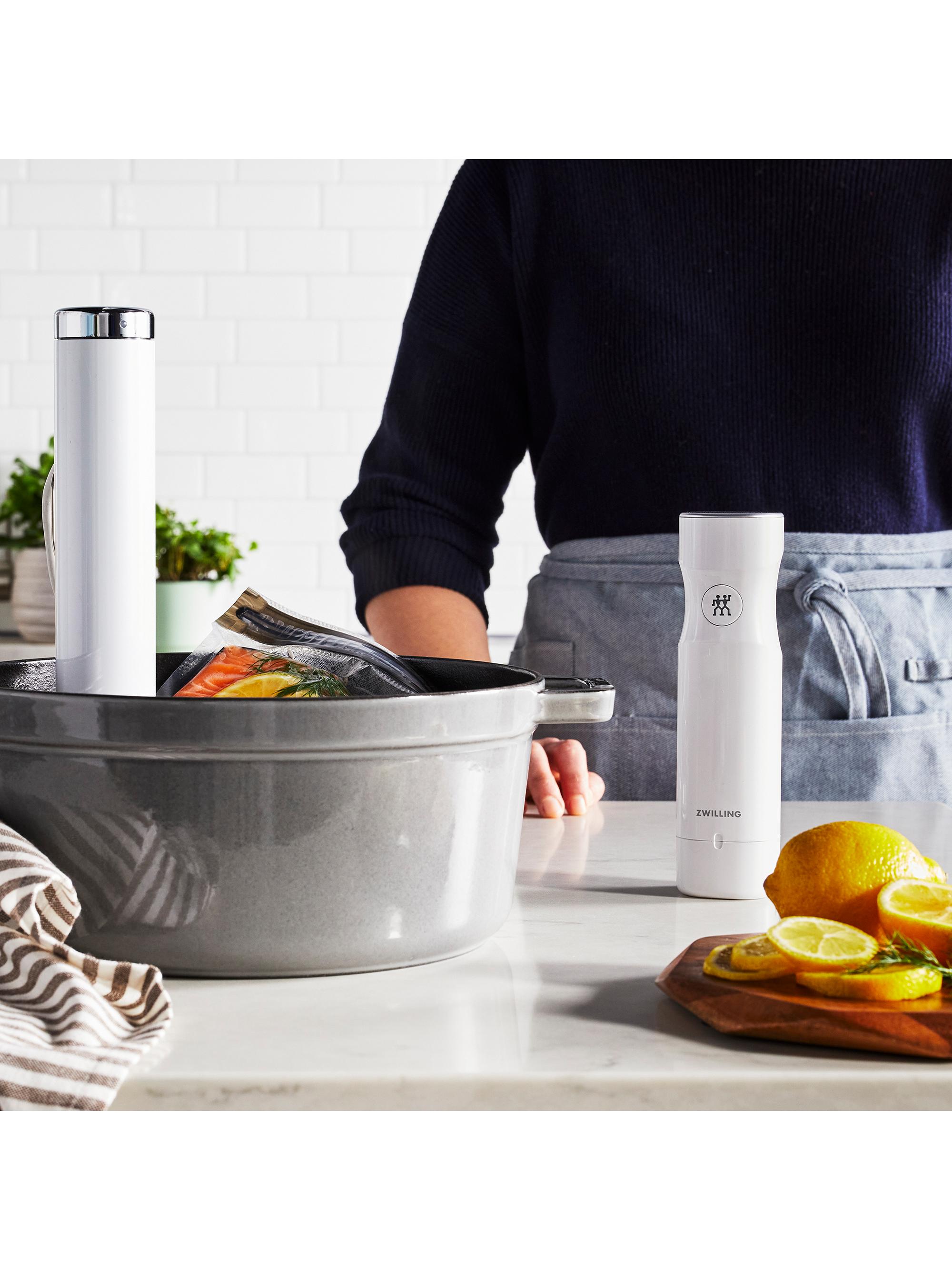 ZWILLING J.A. Henckels Fresh and Save 7 Piece Plastic Vacuum