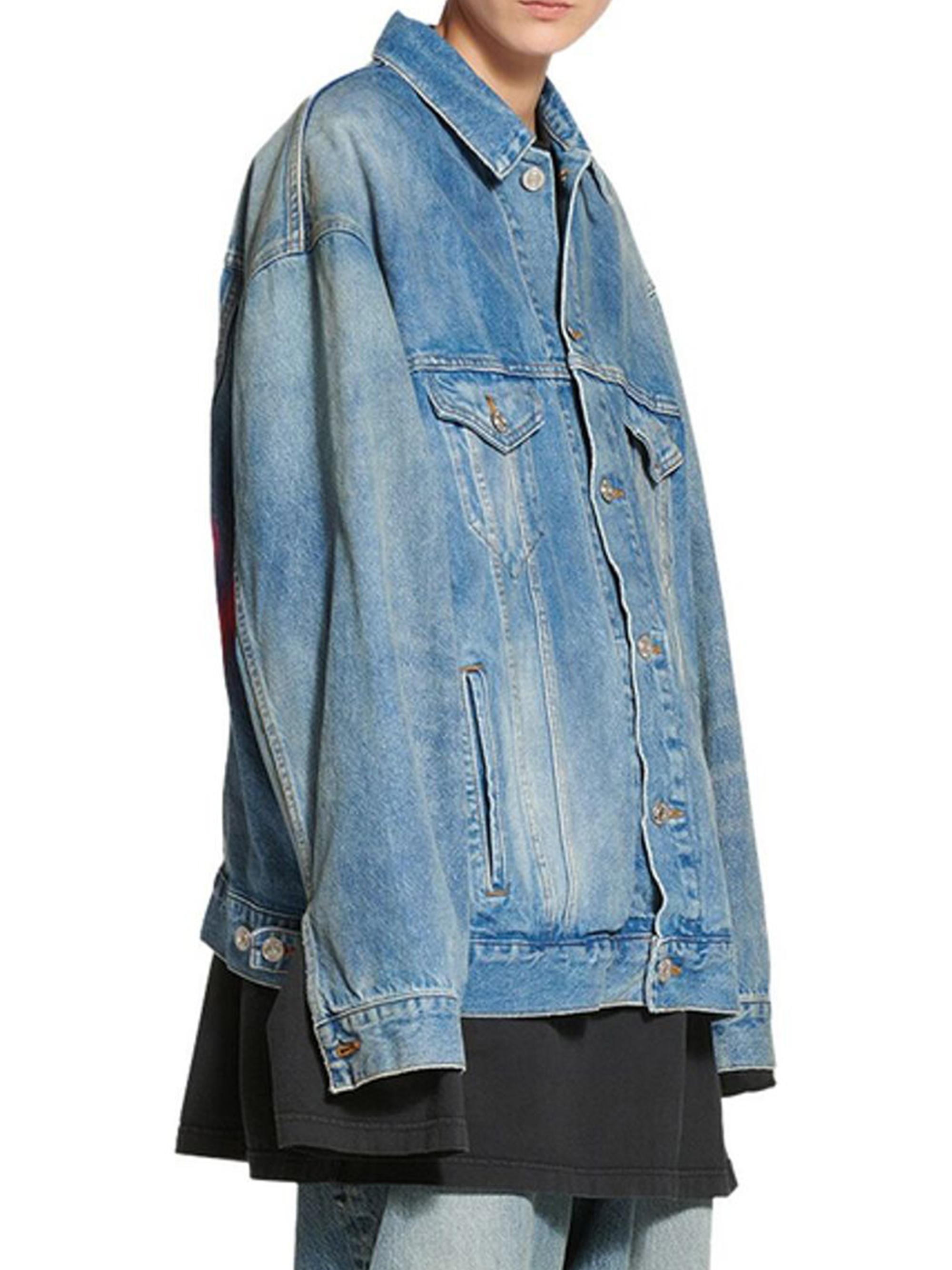 ち*ル様 BALENCIAGA BBロゴ ジャケット グリーン ち*ル様 BALENCIAGA BBロゴ ジャケット グリーン BALENCIAGA