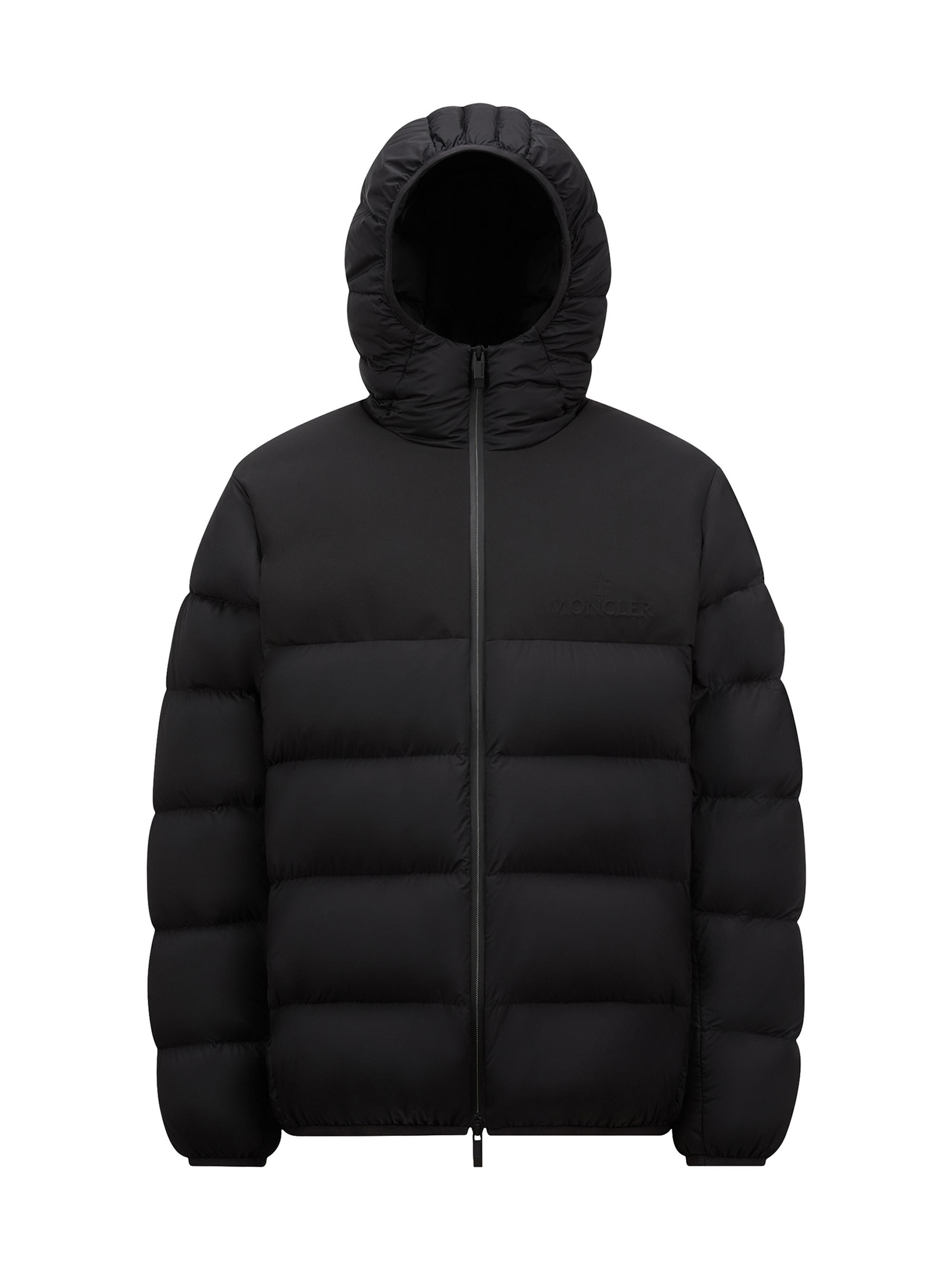 MONCLER MONTCLAブラックダウン F20911B56900Size4 MONCLER MONTCLAブラックダウン F20911B56900Size4