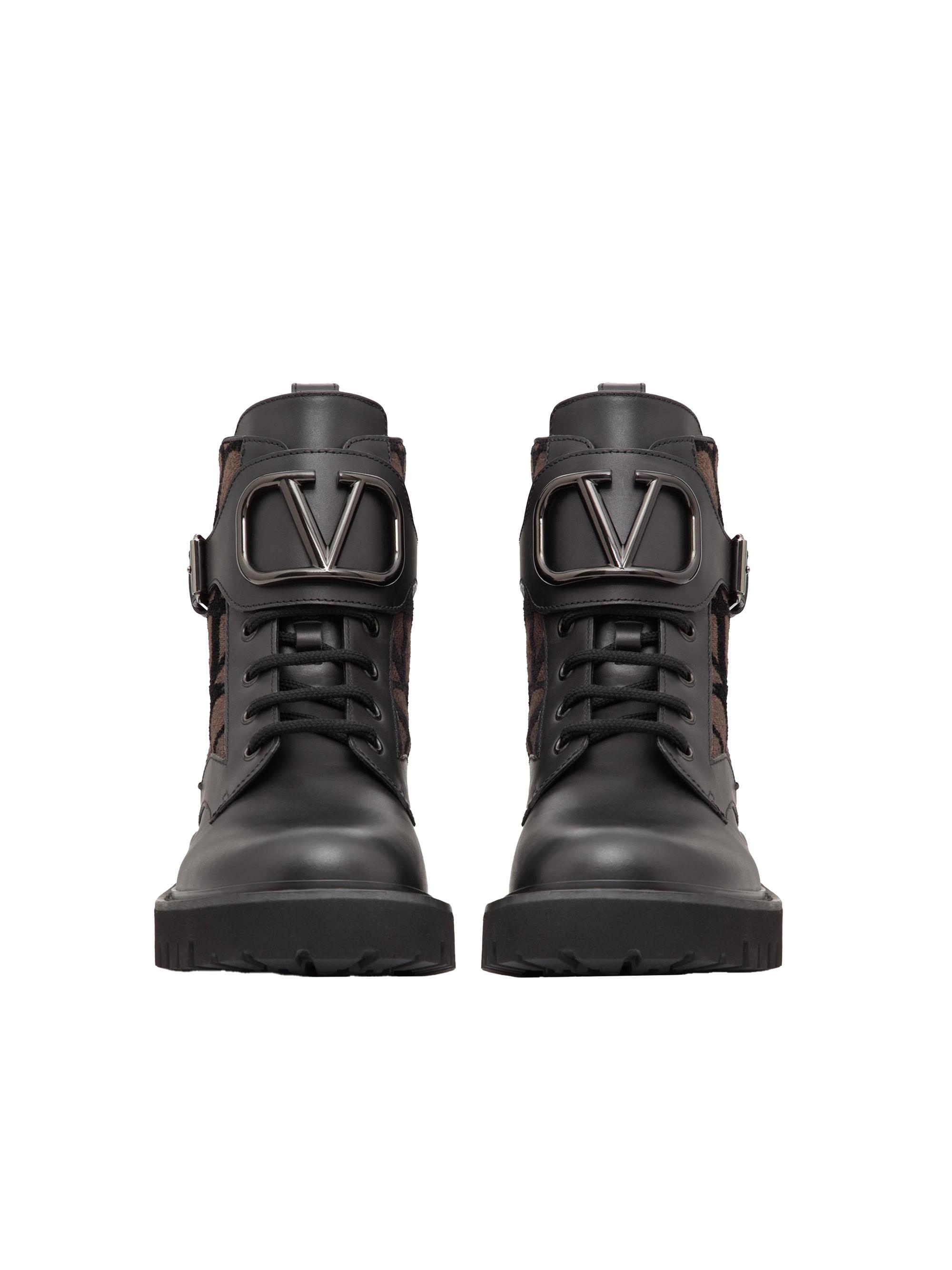 VALENTINO ブーツ　35 Valentino Garavani M-Way Rockstud Beatle Boots In Calfskin With