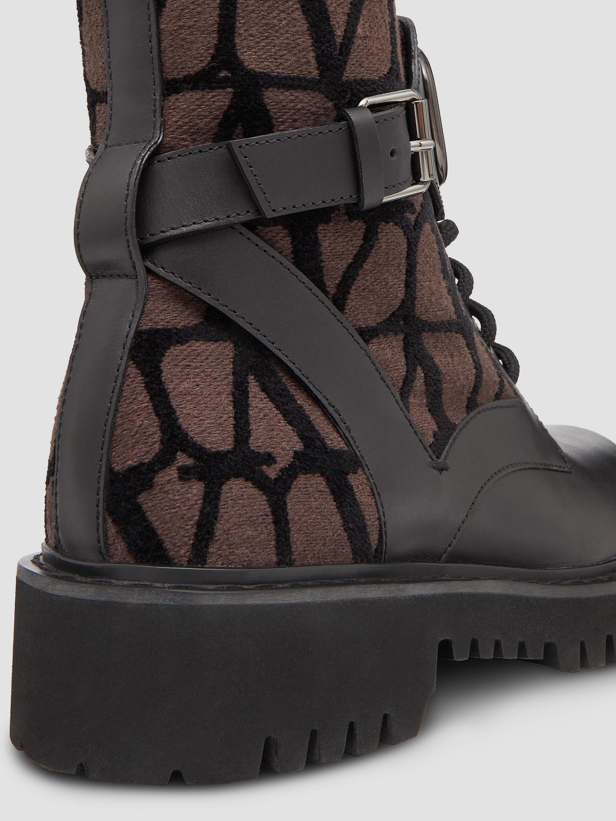 Valentino Garavani VLogo Signature 35MM Combat Boots in 