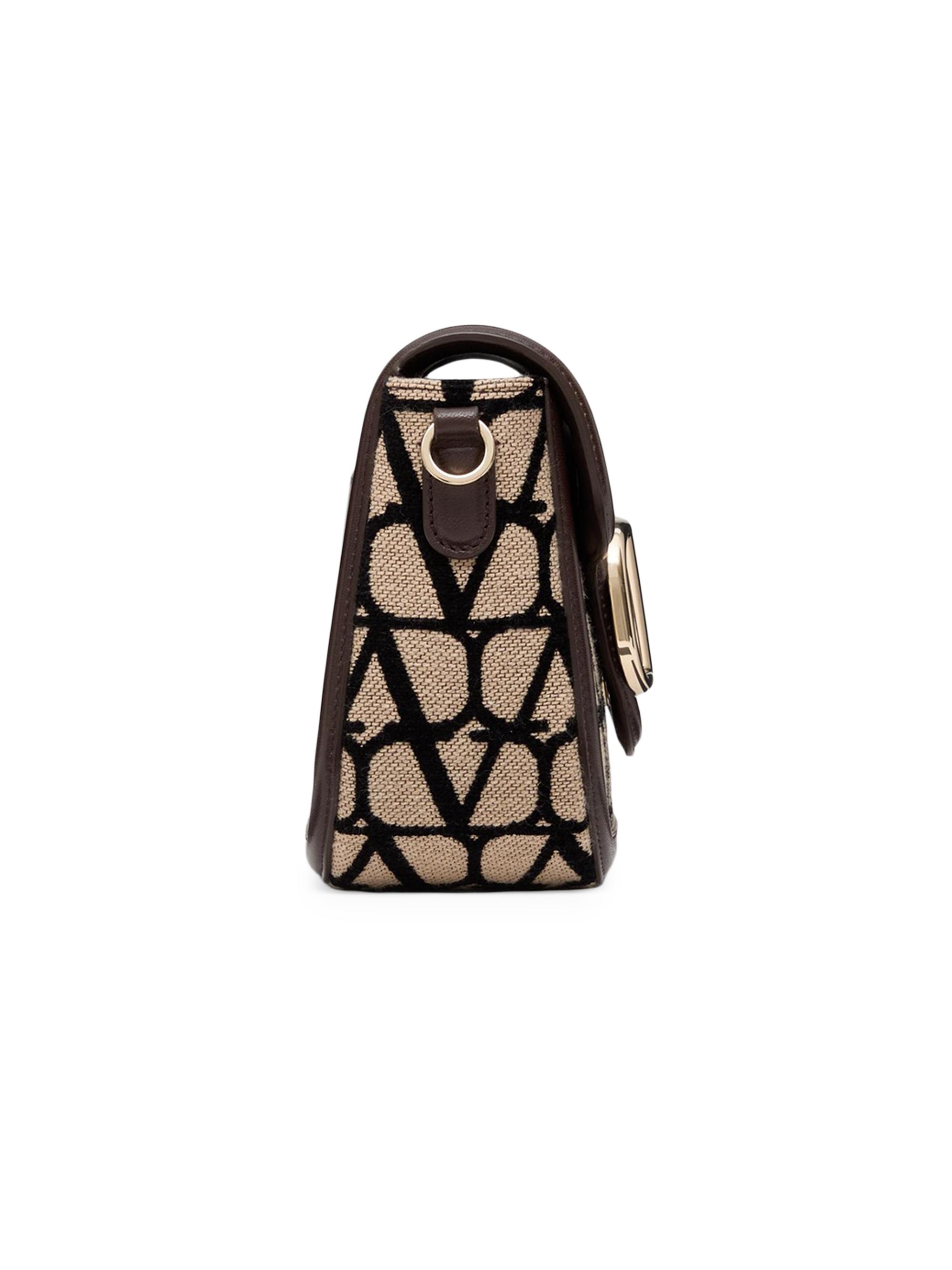 VALENTINO Garavani カムフラージュ柄バックパック 2025年最新】valentino garavani レディース リュック・バック