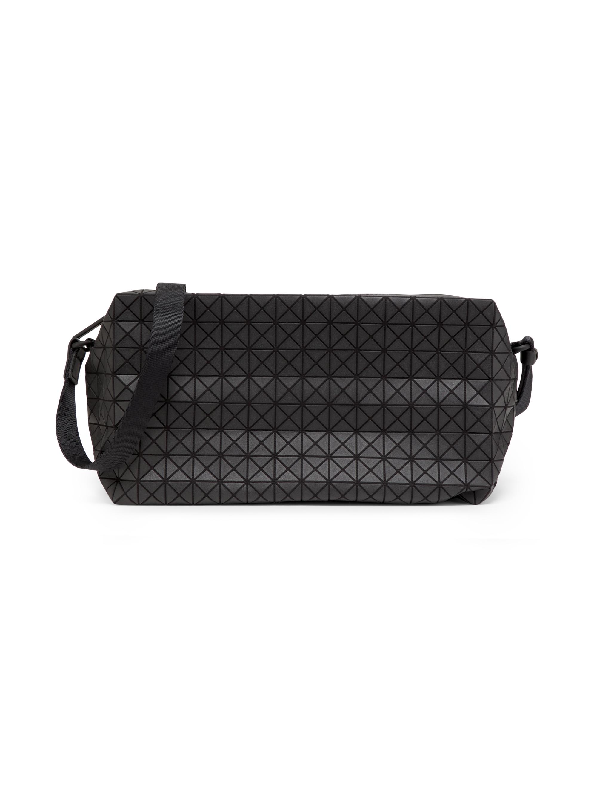 BAO BAO ISSEY MIYAKE 黒 ショルダーバッグ　3way BAO BAO ISSEY MIYAKE 黒 ショルダーバッグ 3way ISSEY MIYAKE