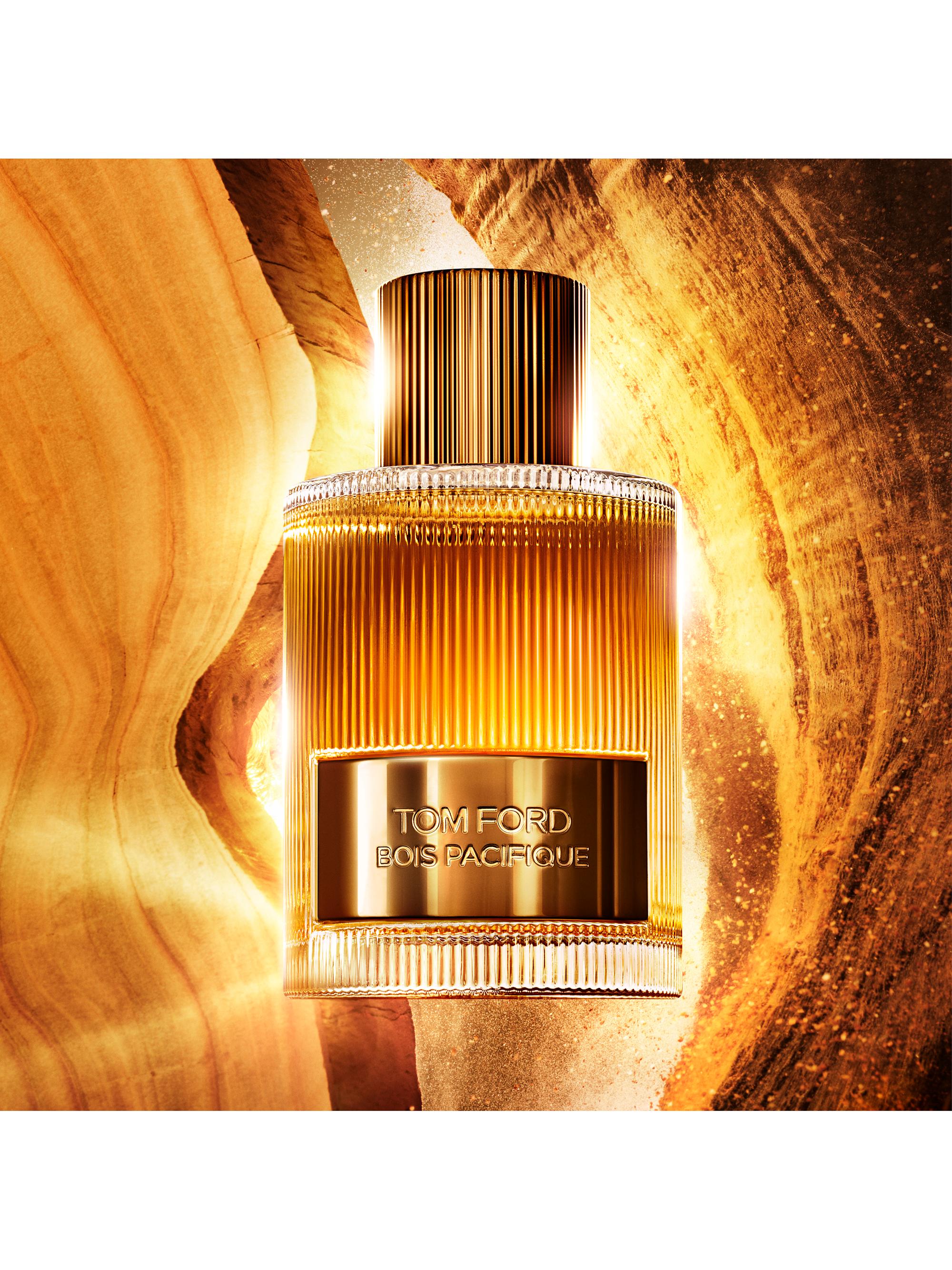新作　TOM FORD BOIS PACIFIQUE 50ml オードパルファム TOM FORD Bois Pacifique Eau de Parfum | Saks Fifth Avenue