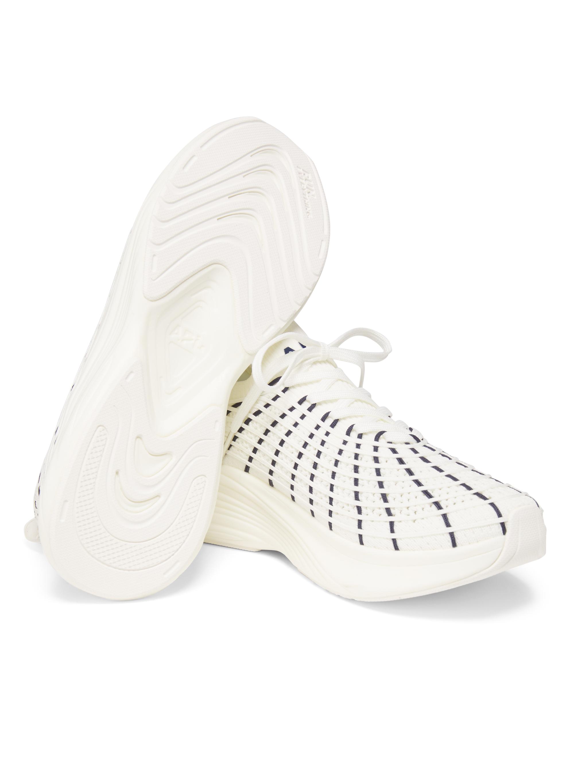 Apple - beachwalk Apple's new office campus starts to rise at 8888 Venice